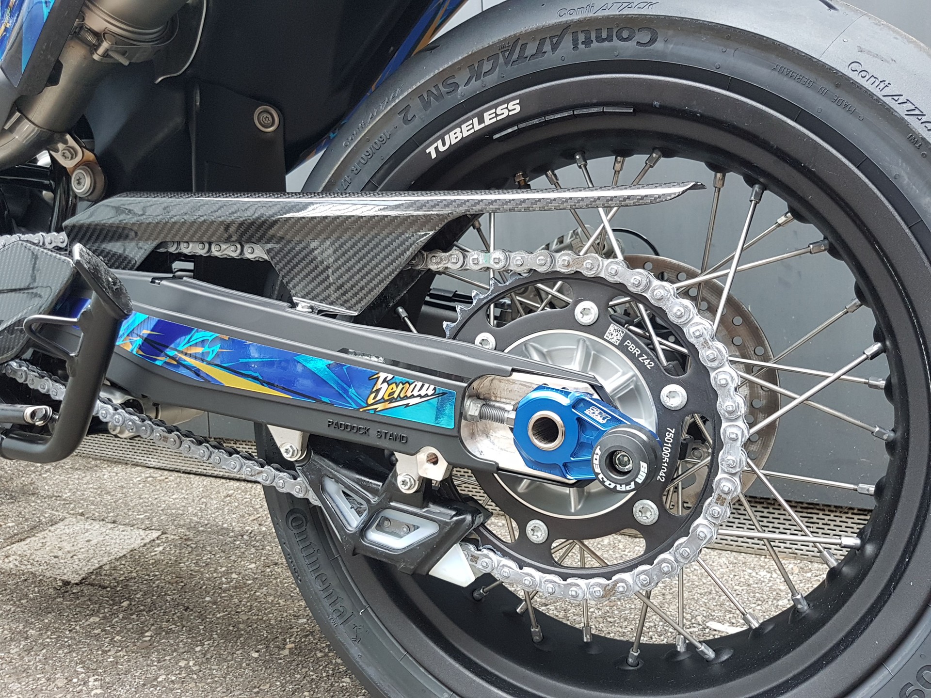 HUSQVARNA 701 Supermoto (35kW)-image-7