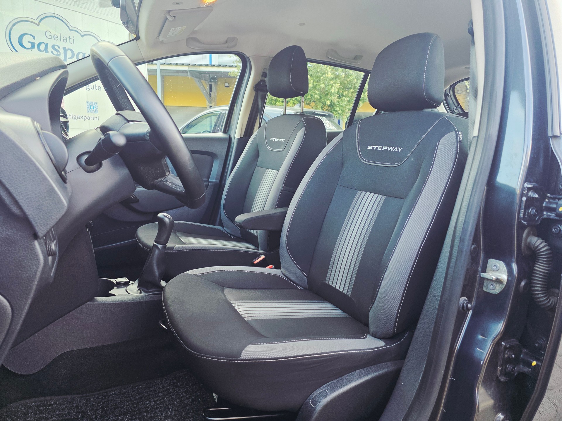 DACIA Sandero Tce 90 STEPWAY Lauréate FACELIFT*FRISCH MFK UND SERVICE*8 FACH RÄDER*-image-14