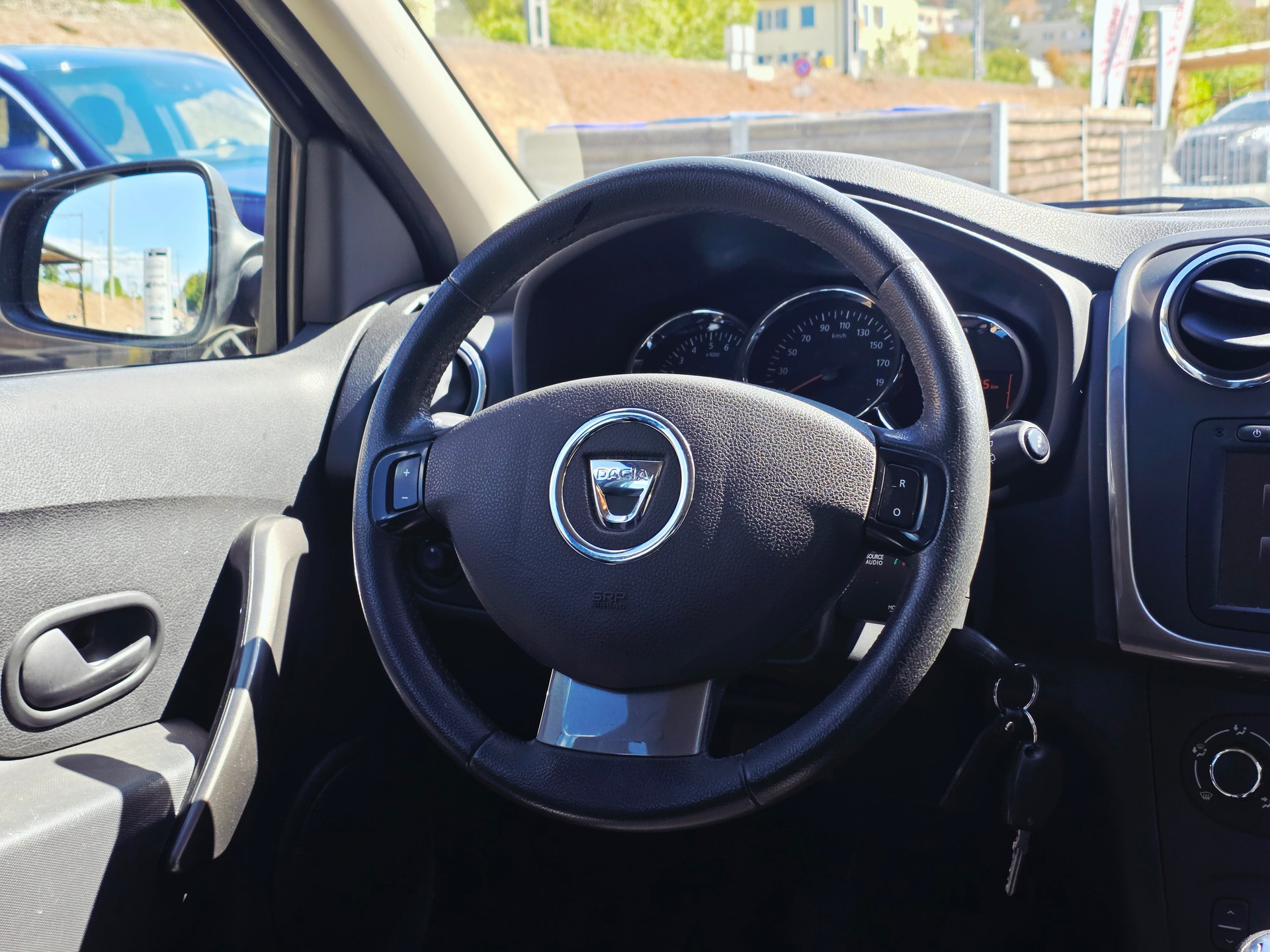 DACIA Sandero 1.5 dCi STEPWAY LAUREATE*FRISCH MFK UND AB GROSSEM SERVICE*8 FACH RÄDER*-image-10