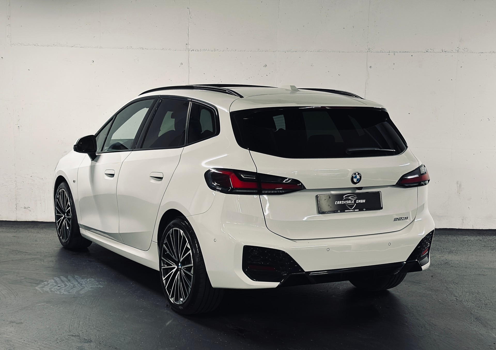 BMW 223i Active Tourer M-Sport SDKG-image-3