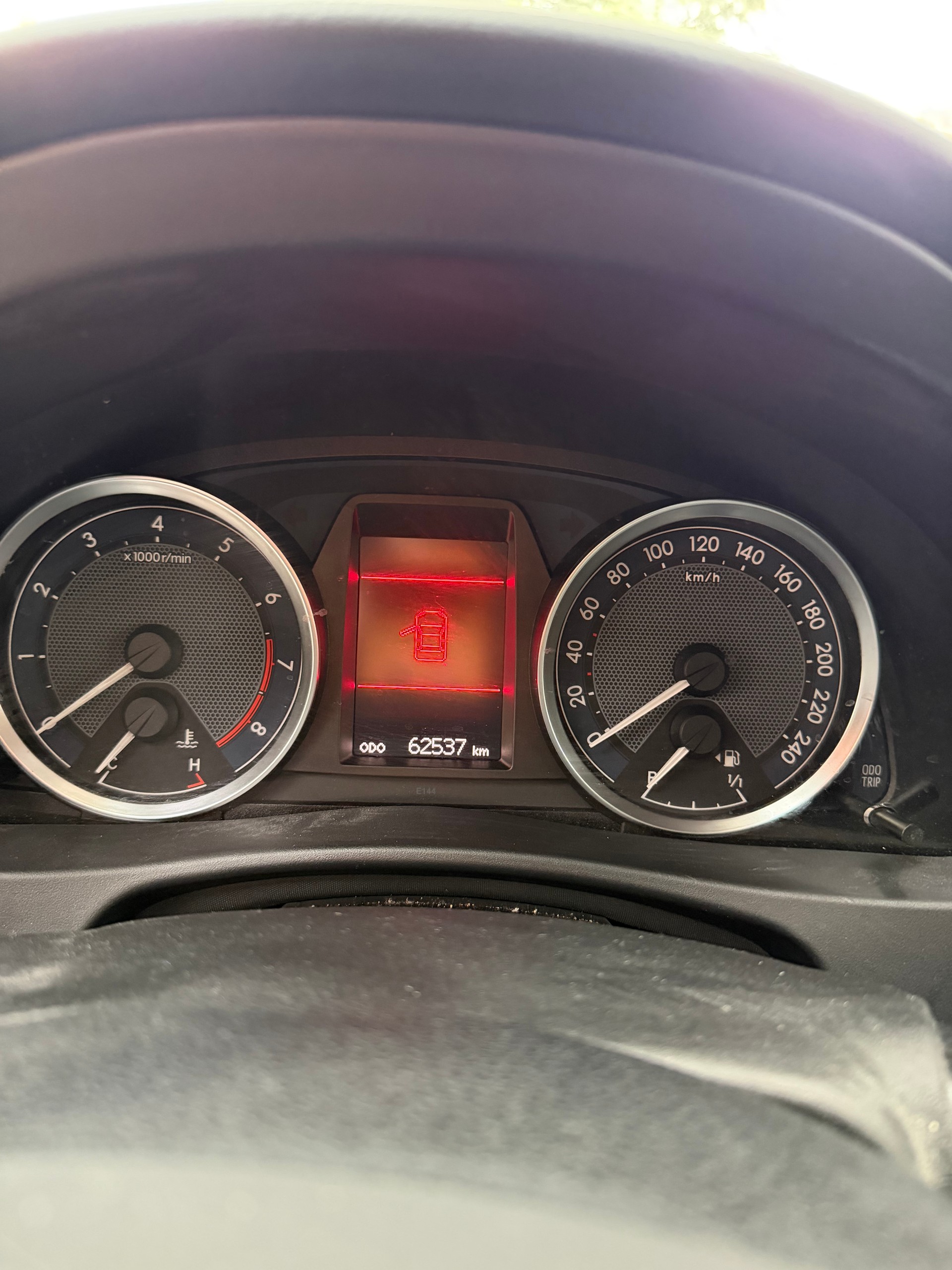 TOYOTA Auris 1.6 Luna Multidrive-image-7