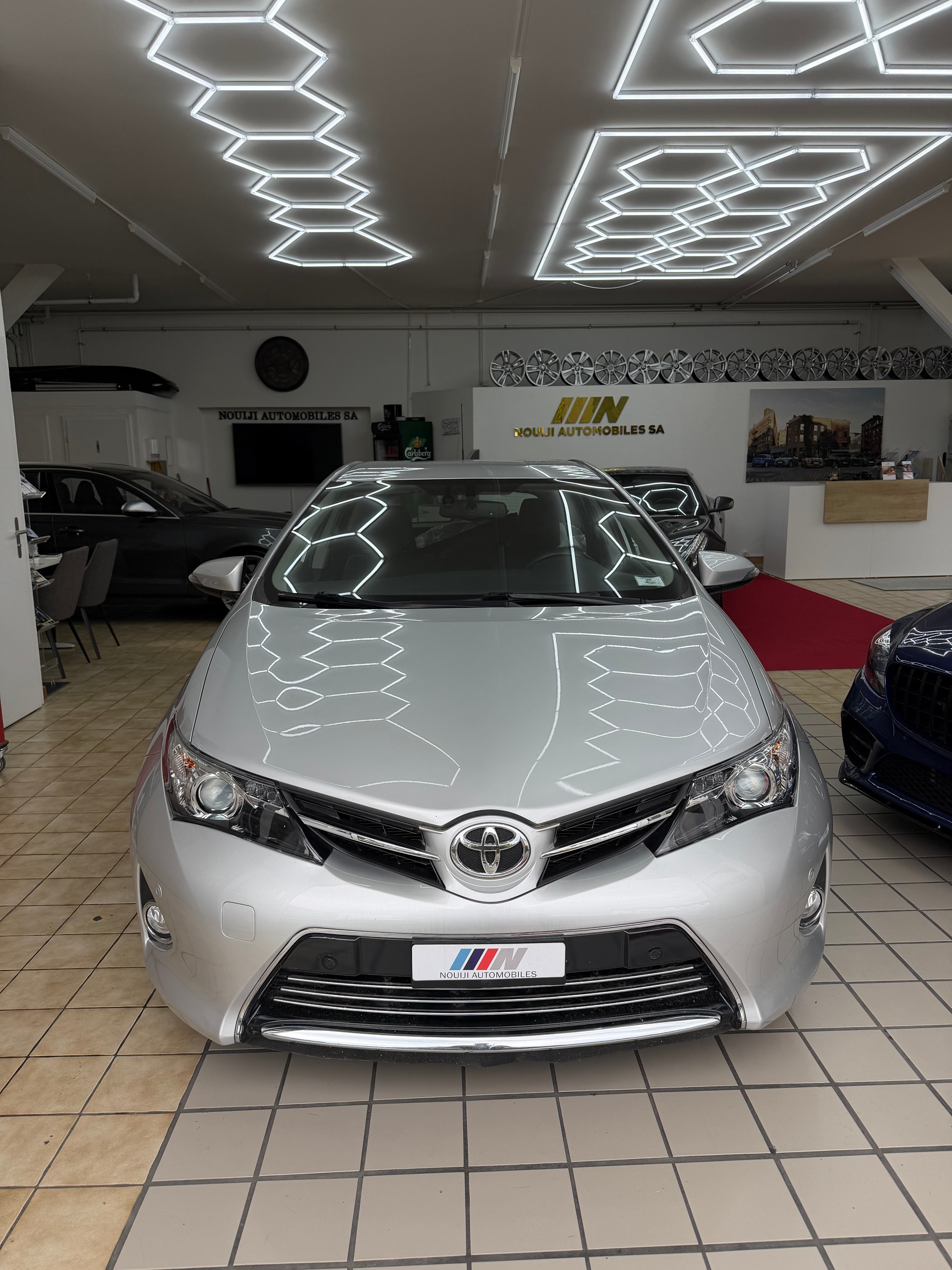 TOYOTA Auris 1.6 Luna Multidrive-image-0