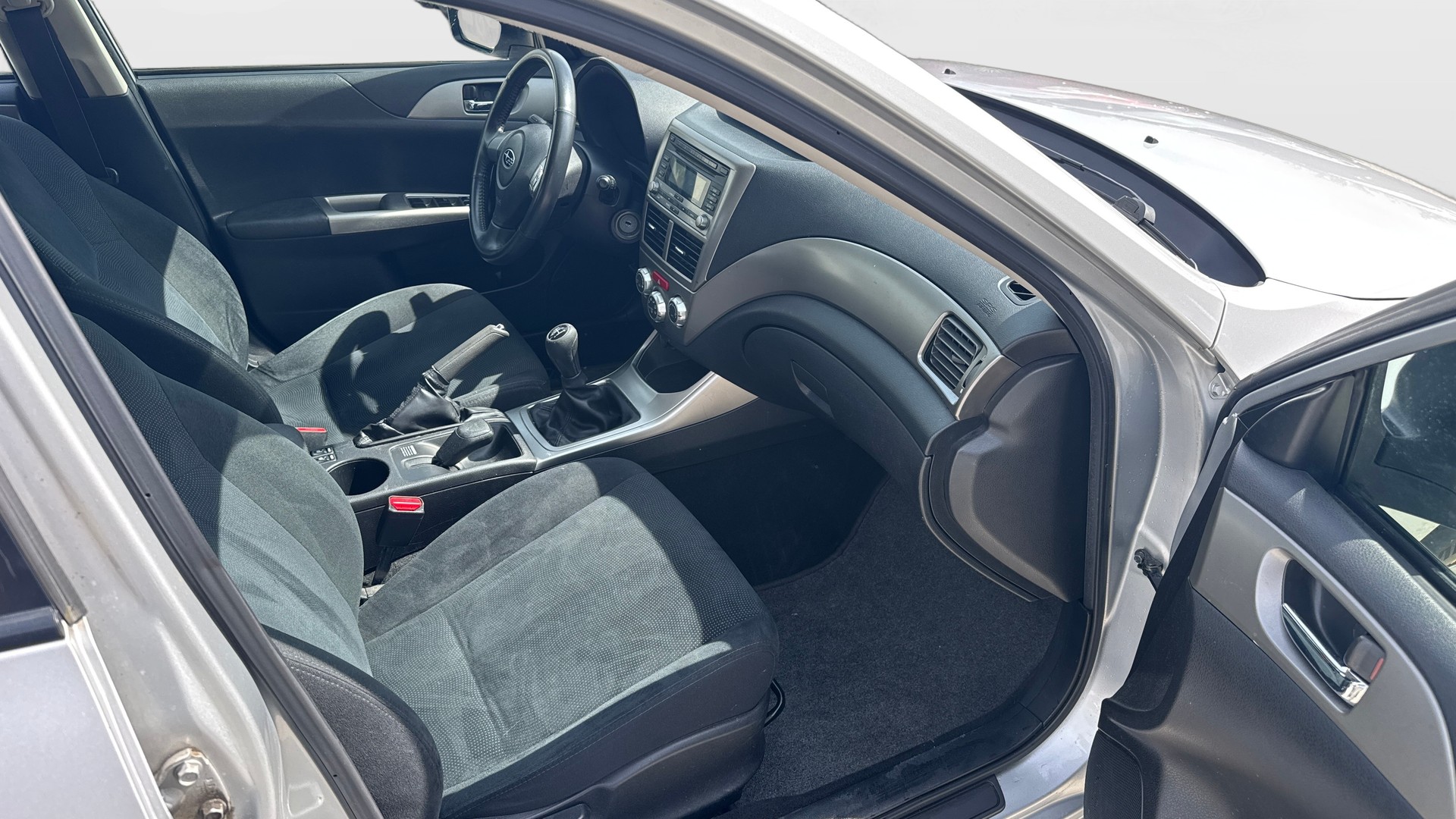 SUBARU Impreza 1.5R AWD-image-12