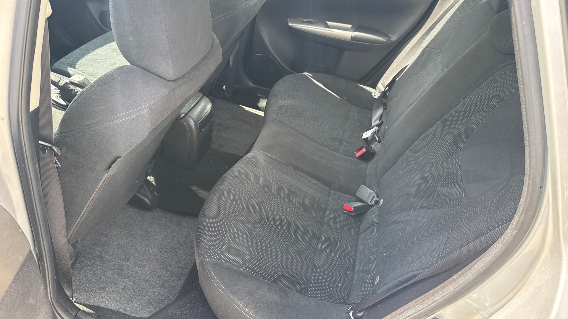 SUBARU Impreza 1.5R AWD-image-11
