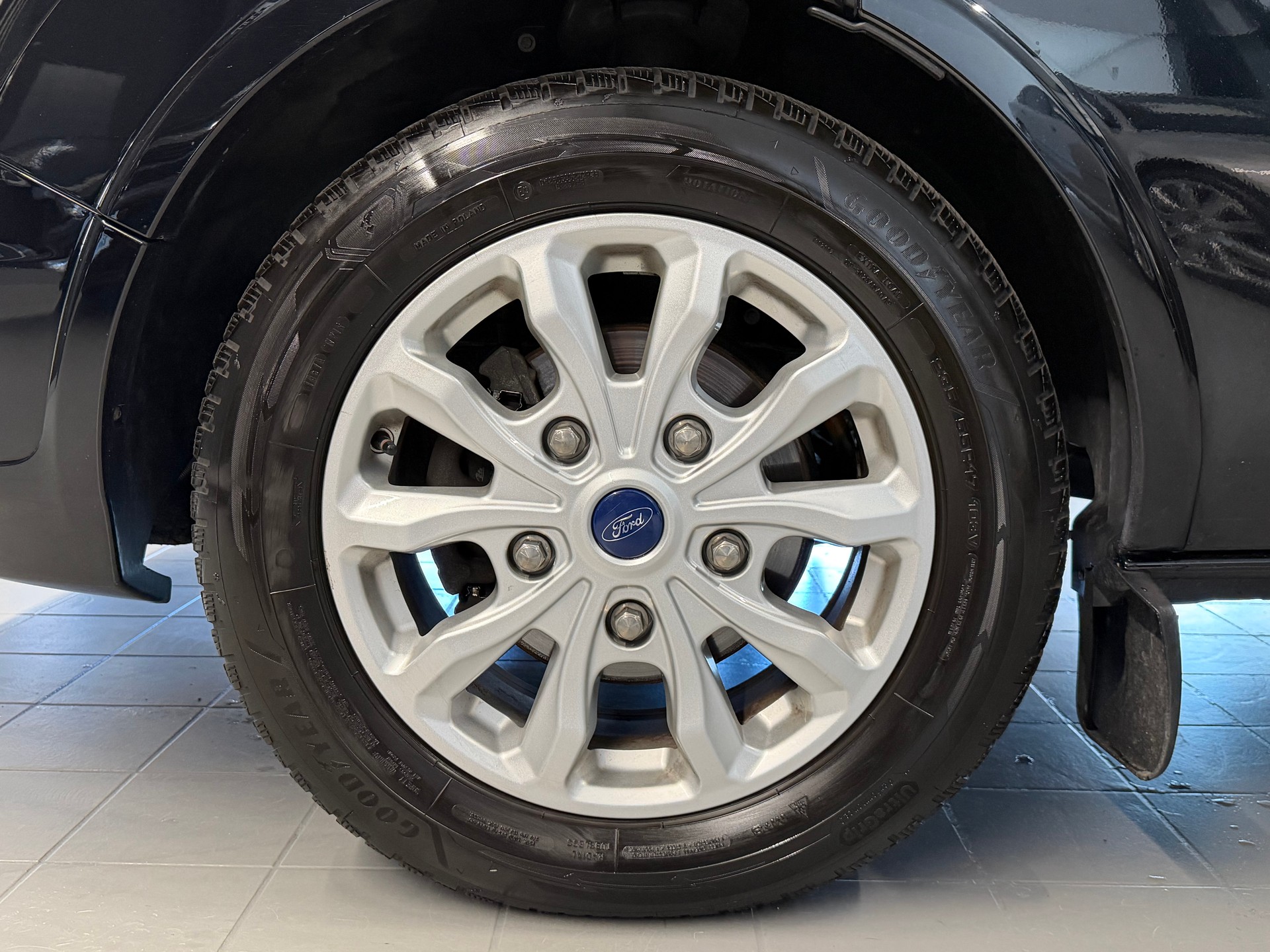 FORD Tourneo Custom 310 L1H1 Titanium SelectShift A-image-7