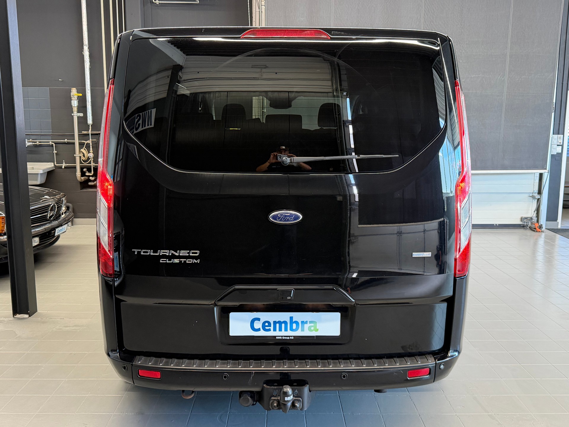 FORD Tourneo Custom 310 L1H1 Titanium SelectShift A-image-5