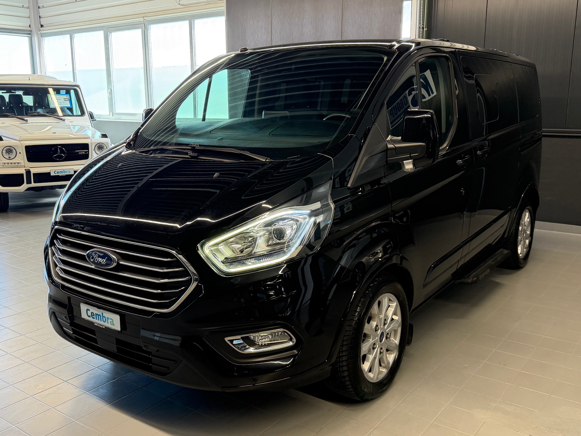 FORD Tourneo Custom 310 L1H1 Titanium SelectShift A-showroom-element-3