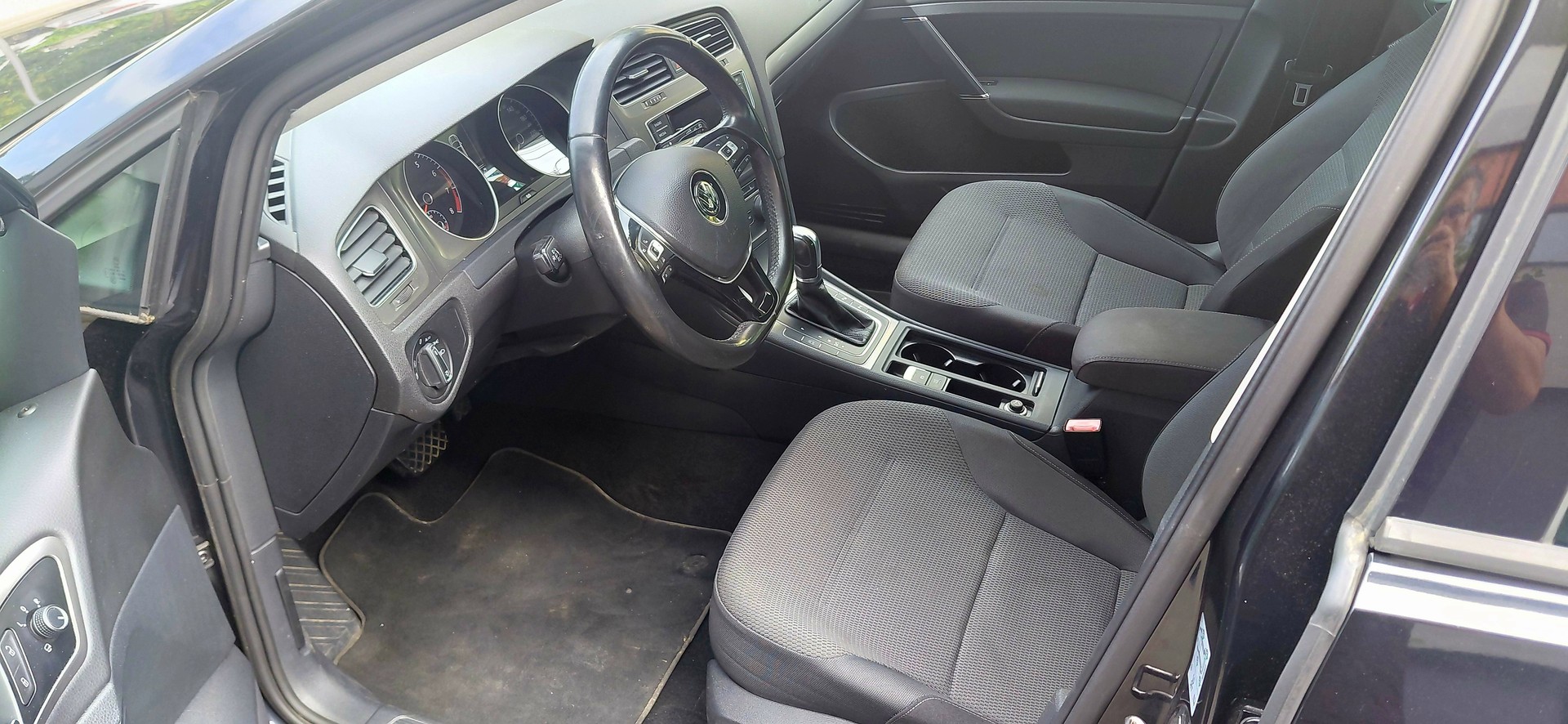 VW Golf 1.4 TSI 5 Highline DSG-image-12