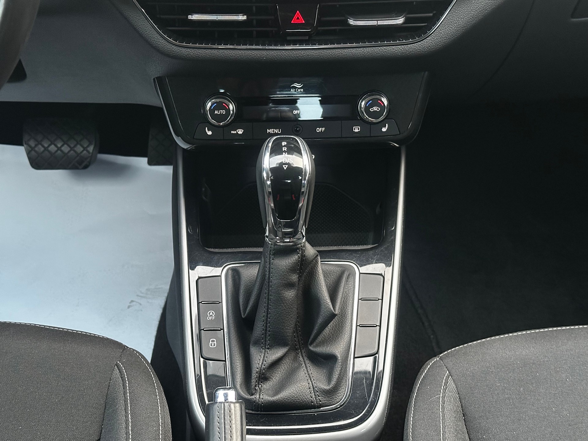 SKODA Fabia 1.0 TSI Style DSG-image-6
