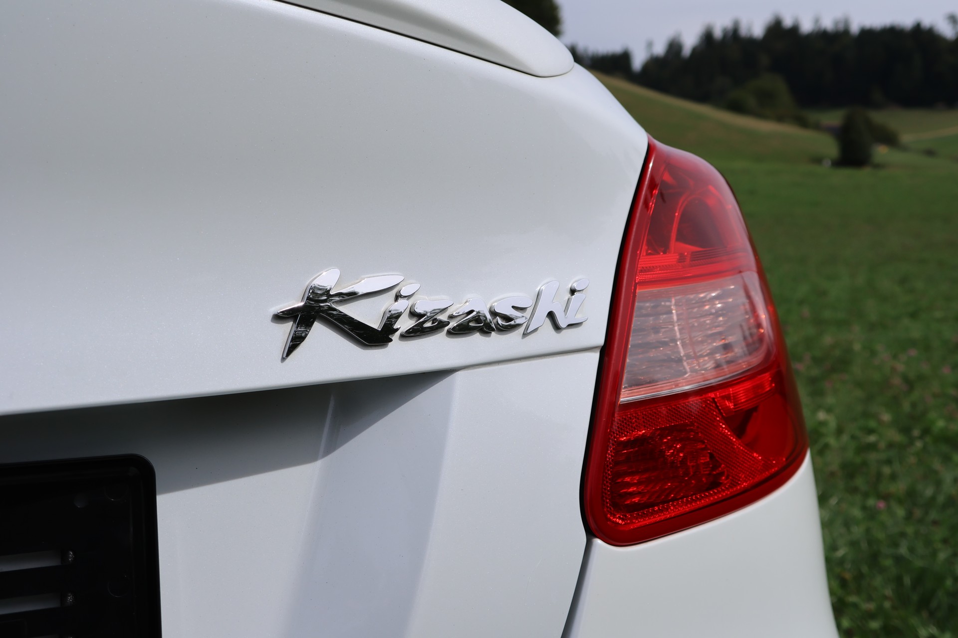 SUZUKI Kizashi 2.4 GL Top Indigo 4WD-image-14
