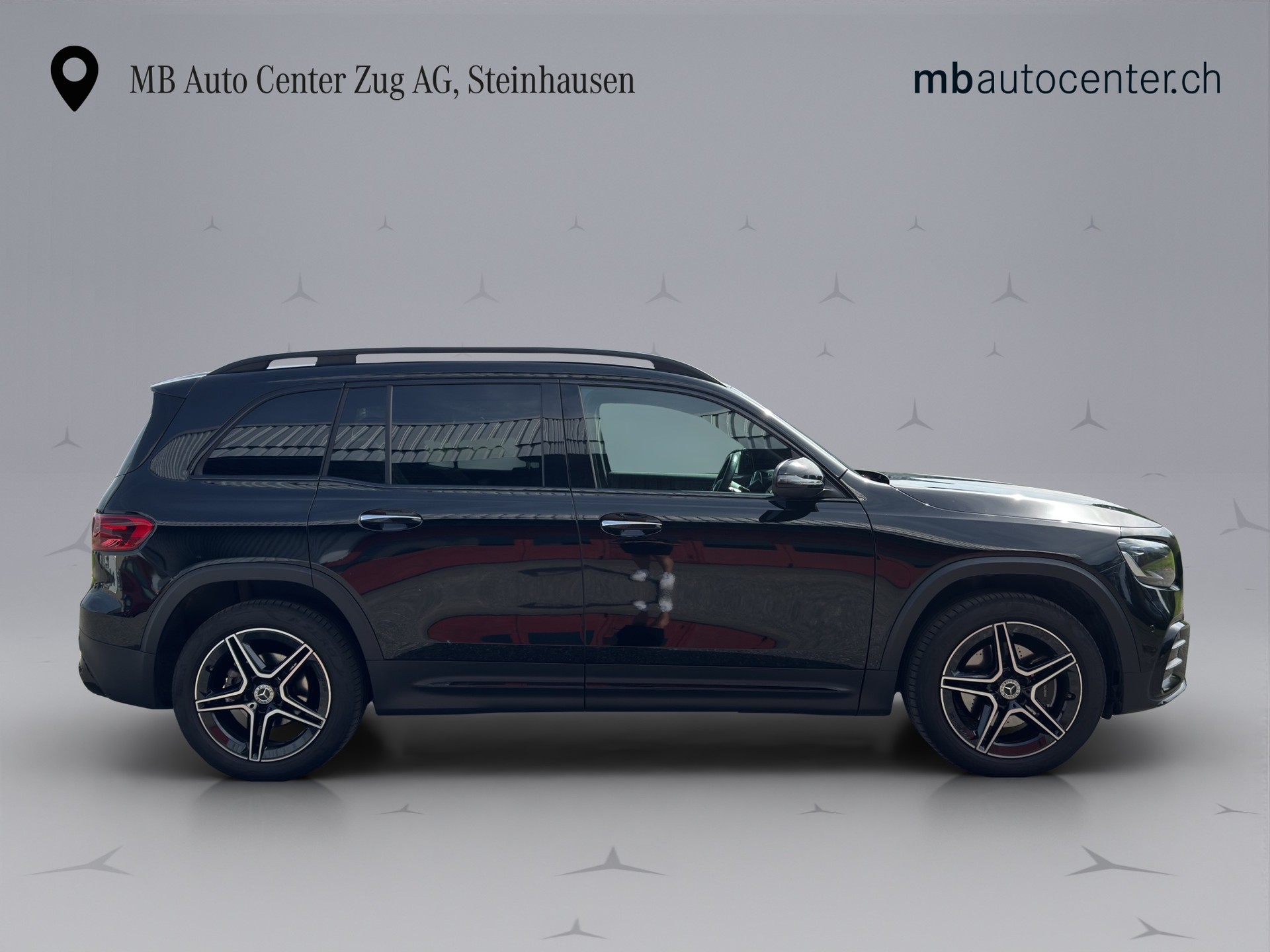 MERCEDES-BENZ GLB 200-image-6