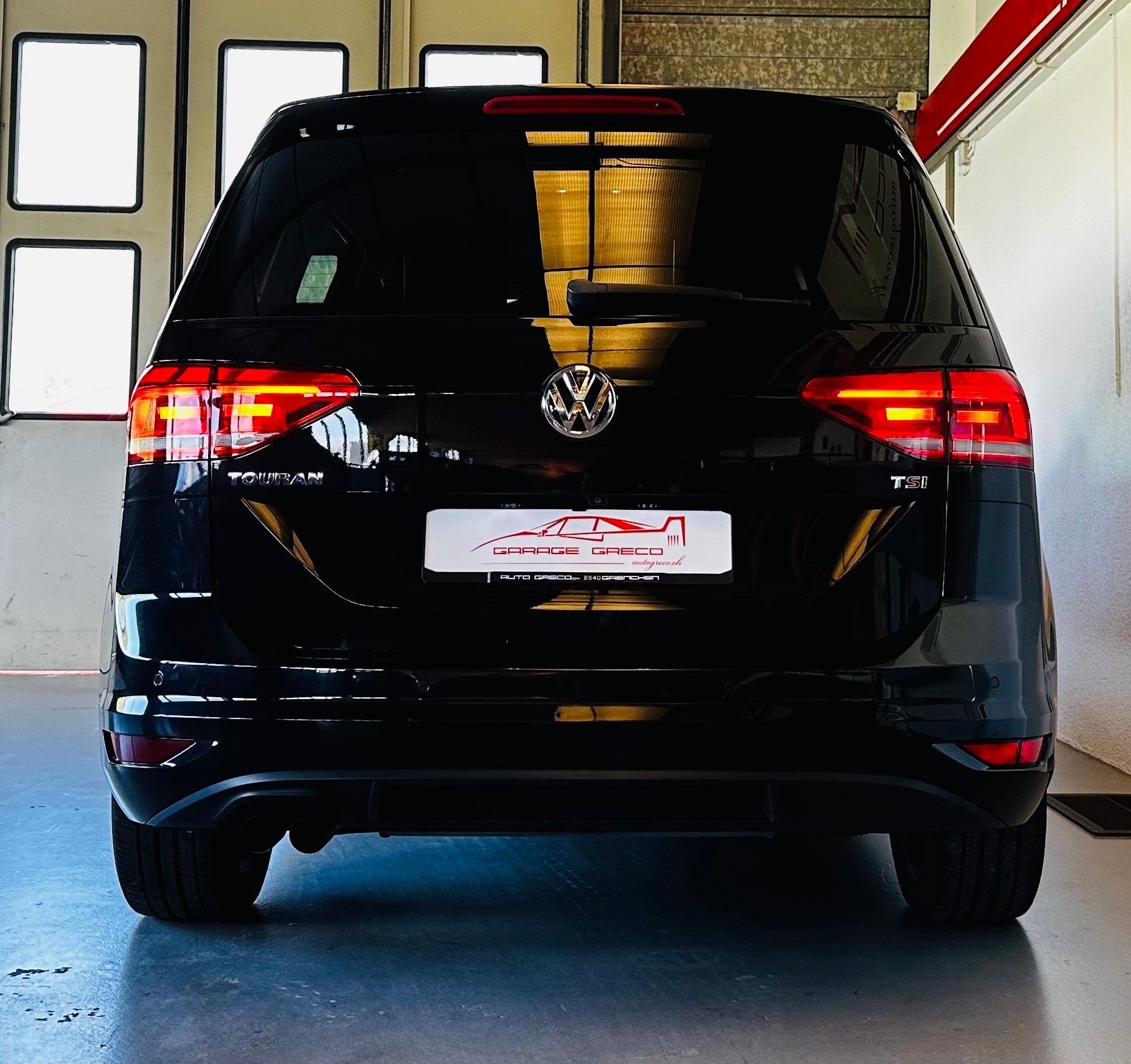 VW Touran 1.4 TSI BlueMotion Technology Highline DSG-image-6