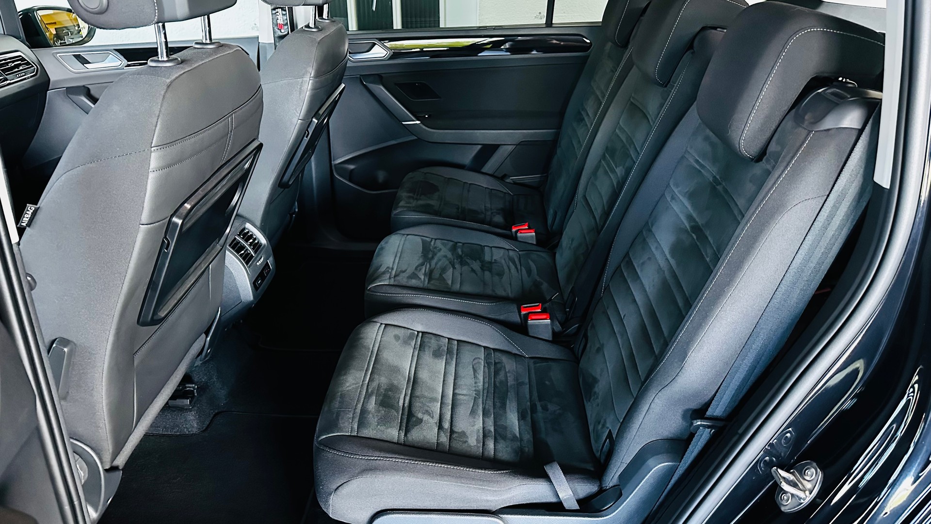 VW Touran 1.4 TSI BlueMotion Technology Highline DSG-image-14