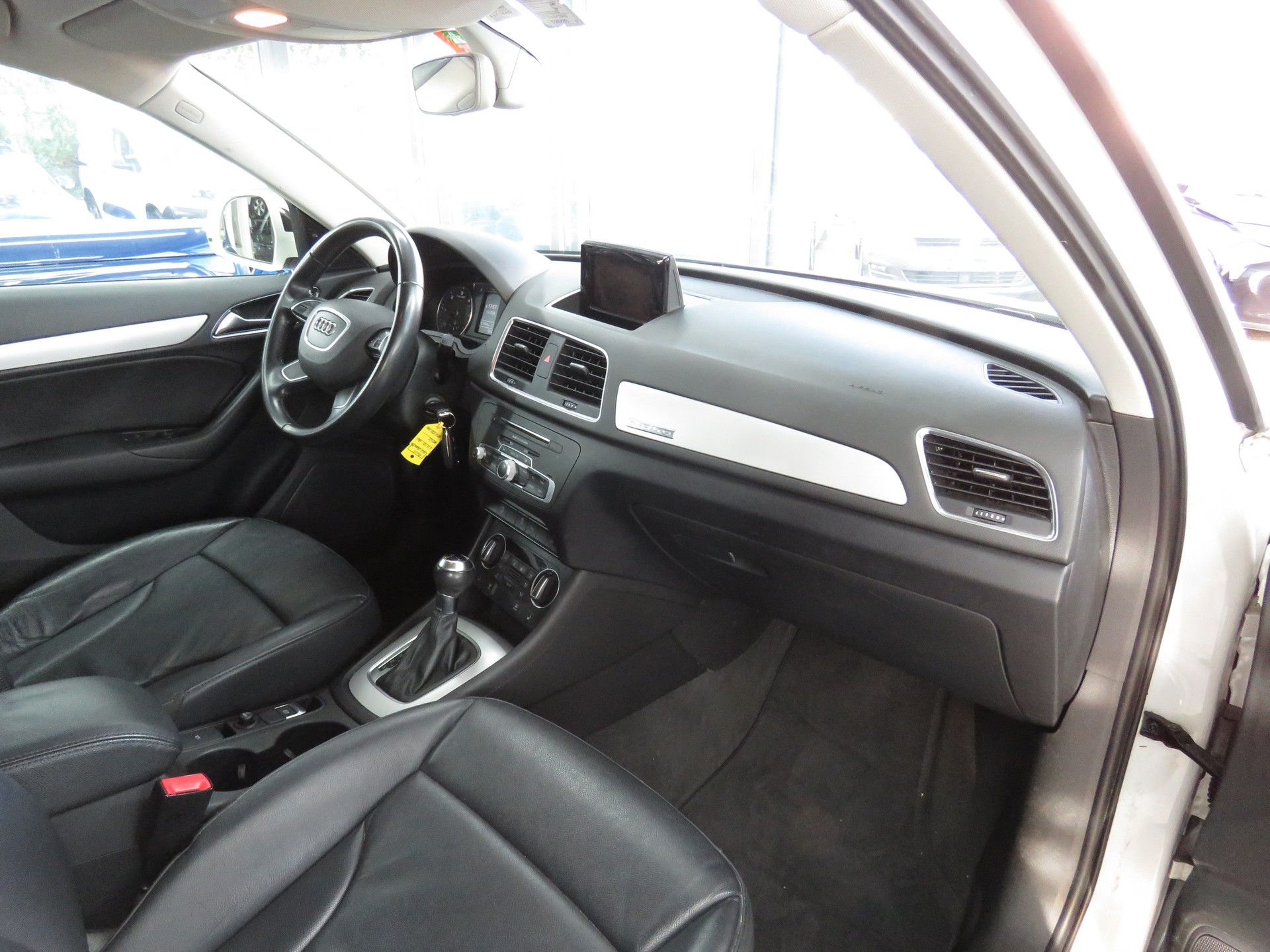 AUDI Q3 2.0 TDI Quattro S-tronic (Automat) ab Platz, Fixpreis !!!-image-10