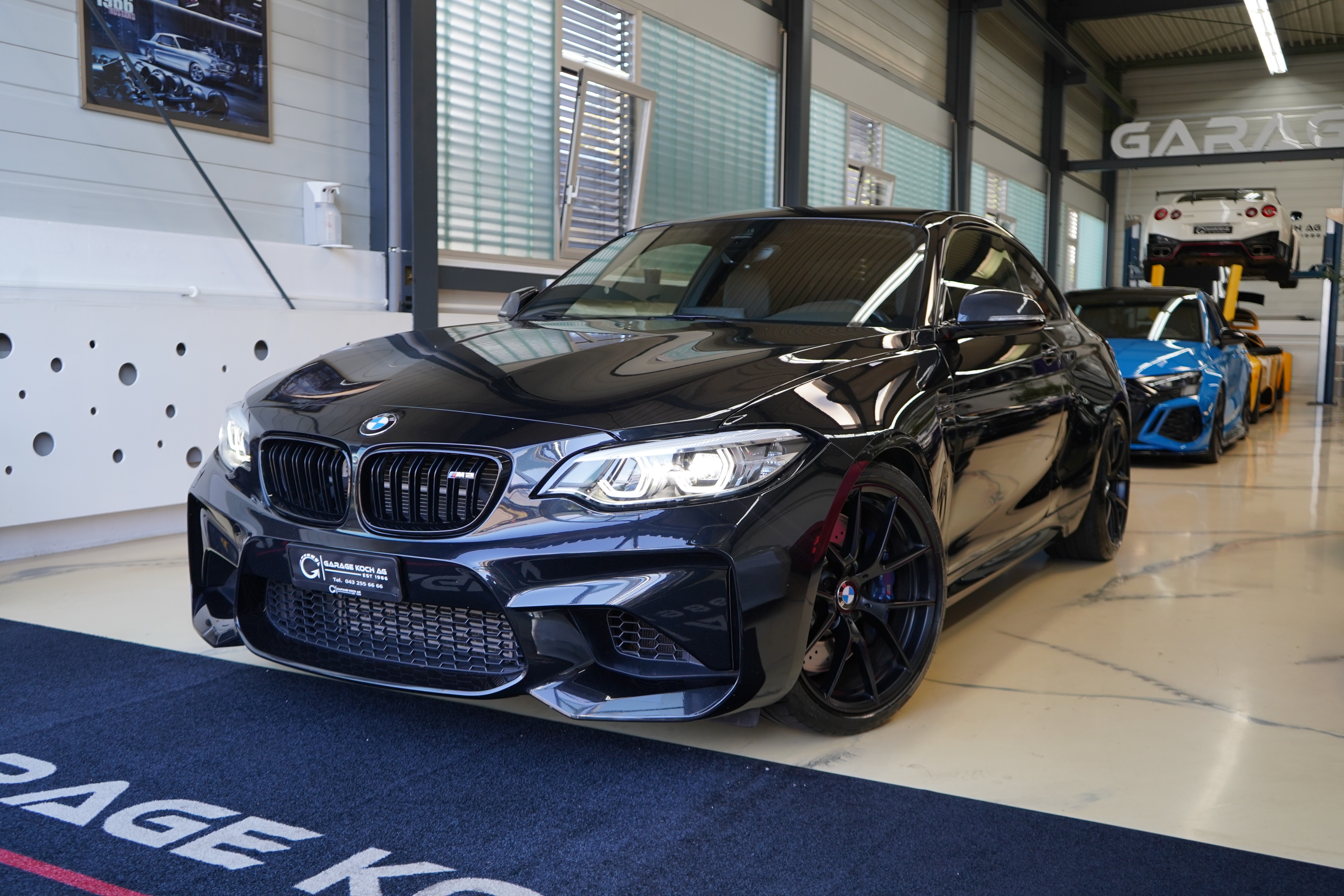 Car photo