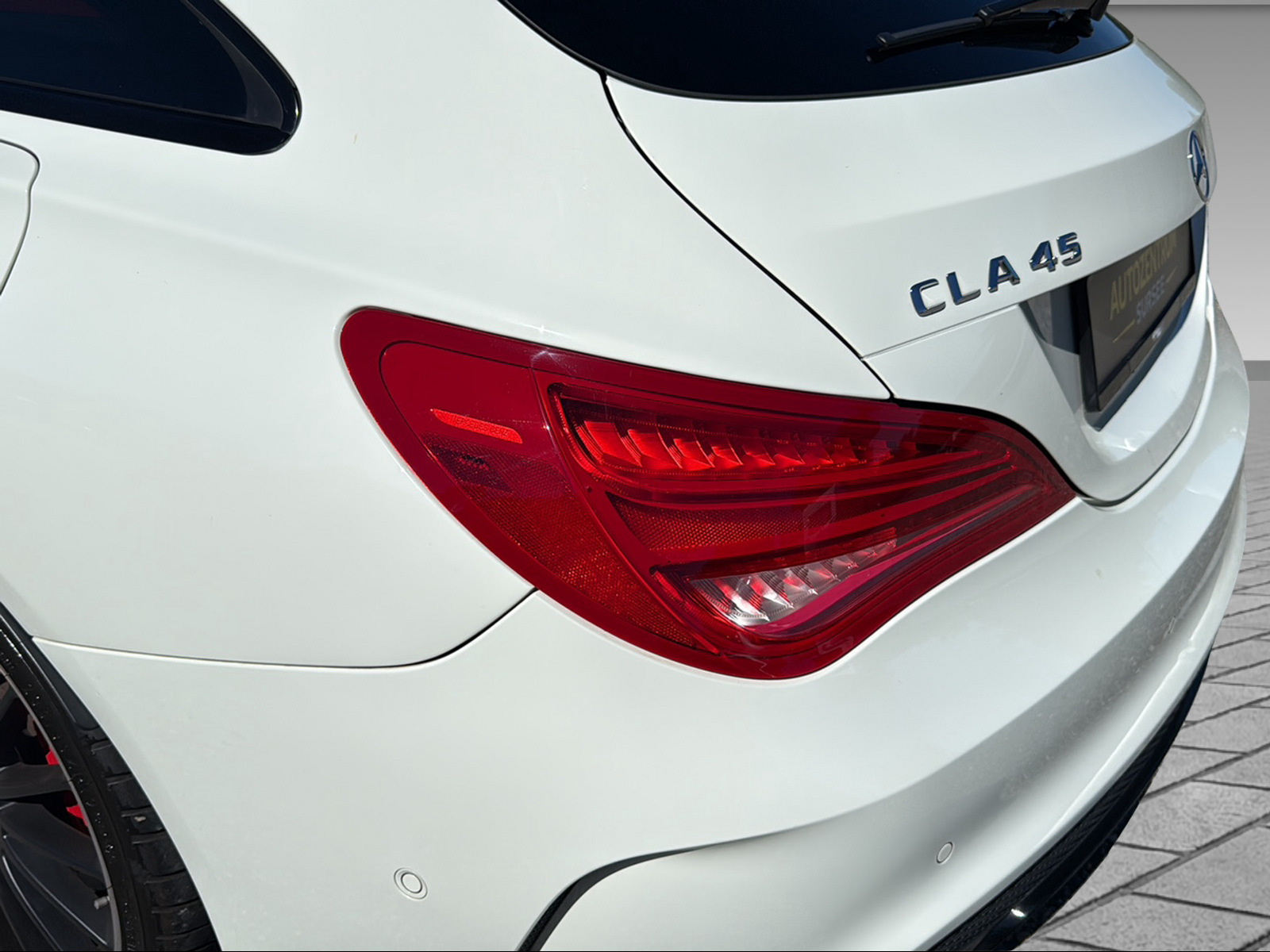 MERCEDES-BENZ CLA 45 AMG 4m Shooting Brake-image-5