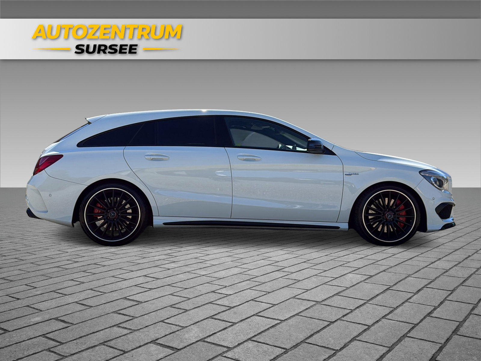 MERCEDES-BENZ CLA 45 AMG 4m Shooting Brake-image-9