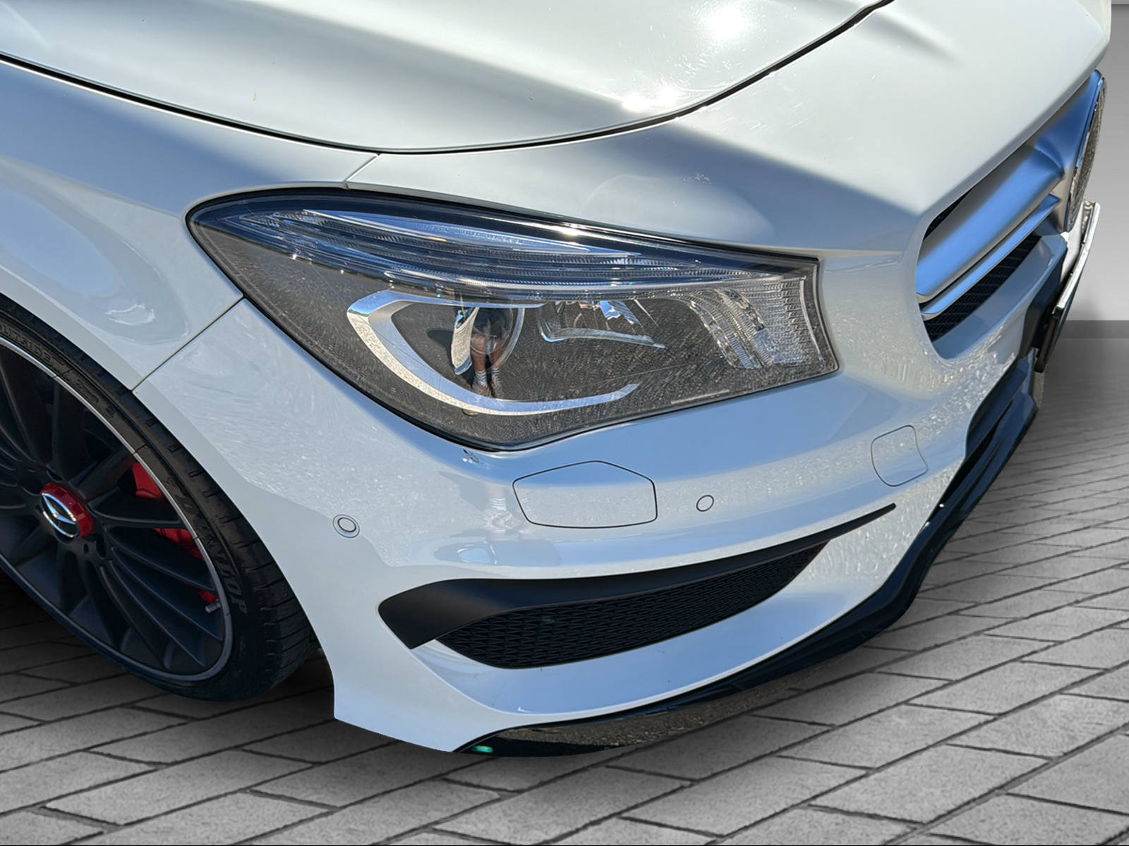 MERCEDES-BENZ CLA 45 AMG 4m Shooting Brake-image-10