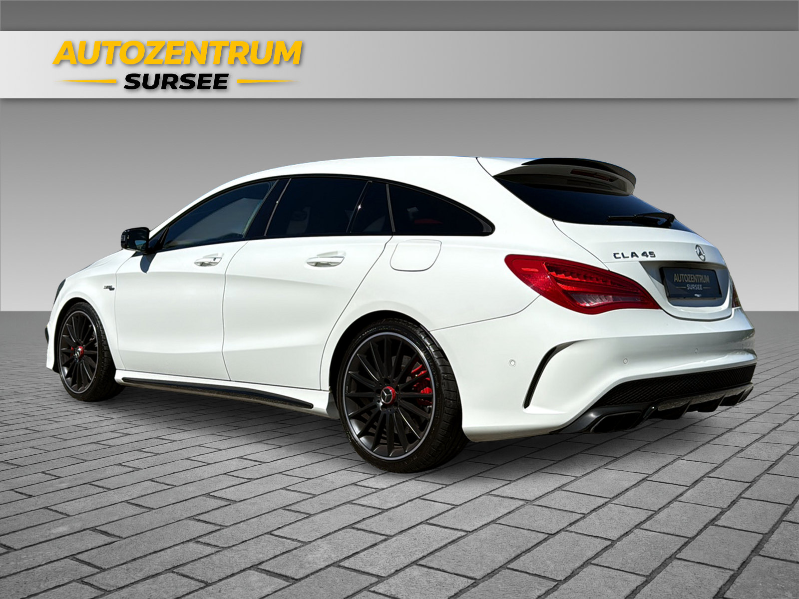 MERCEDES-BENZ CLA 45 AMG 4m Shooting Brake-image-4