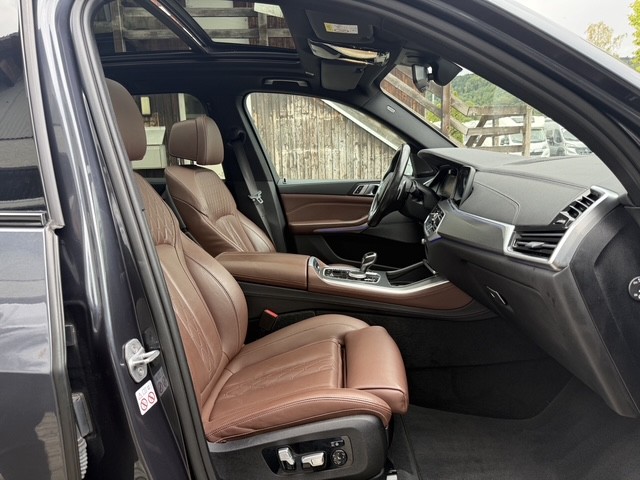 BMW X5 M50d G05*HEAD-UP*LUFT*PANO*22`ZOLL*-image-14