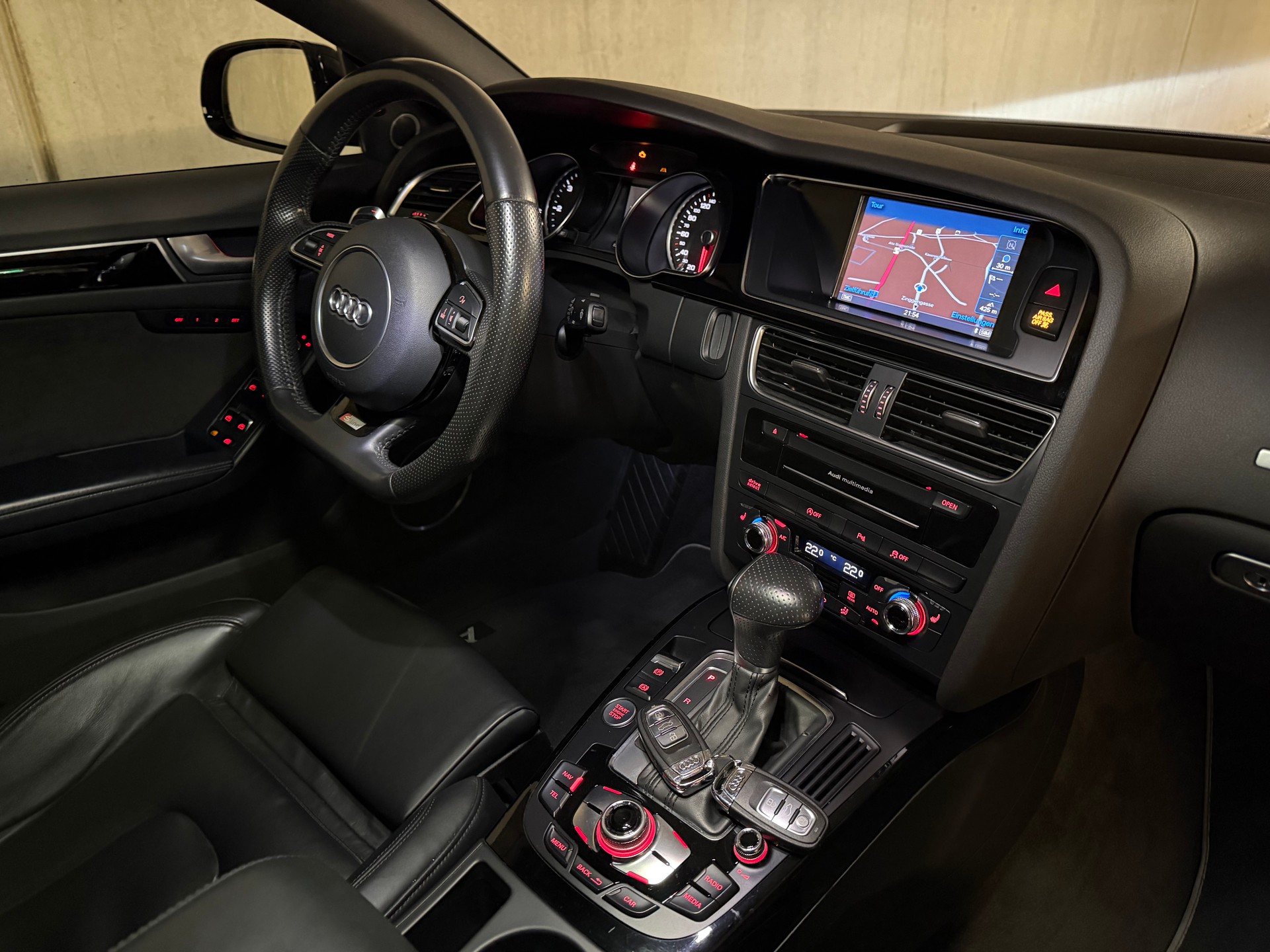 AUDI A5 Sportback 3.0 TDI clean diesel quattro S-tronic / Frisch MFK / RS5 Look / Leder / Led / Multimedia / Kamera / Toterwinkel /-image-23