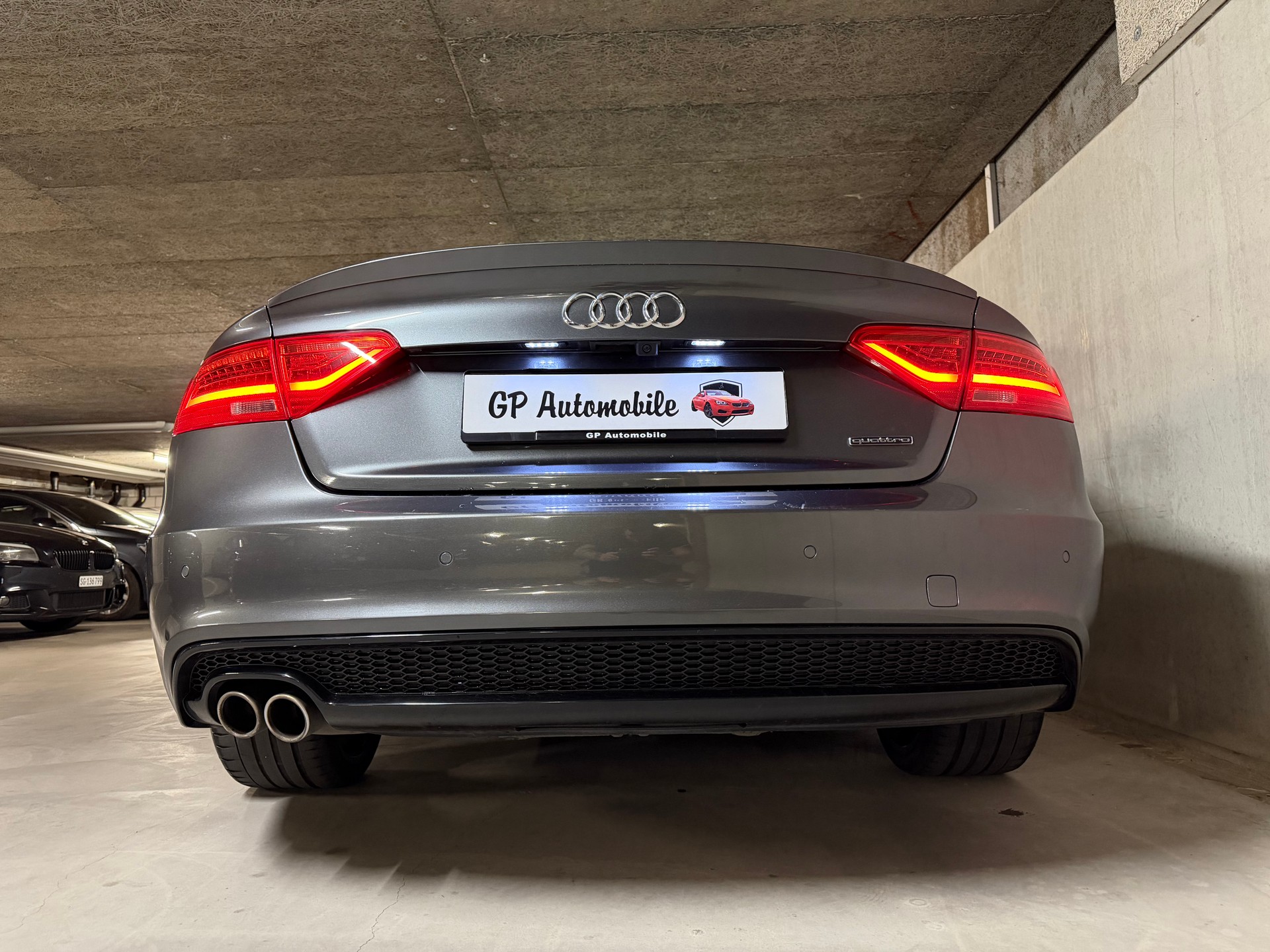 AUDI A5 Sportback 3.0 TDI clean diesel quattro S-tronic / Frisch MFK / RS5 Look / Leder / Led / Multimedia / Kamera / Toterwinkel /-image-17