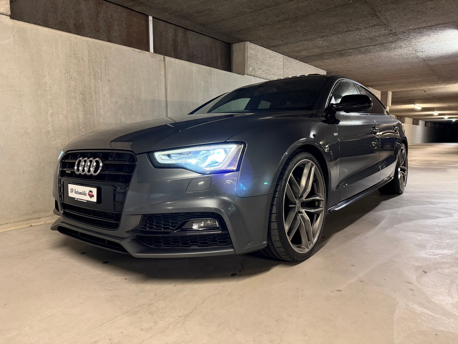 AUDI A5 Sportback 3.0 TDI clean diesel quattro S-tronic / Frisch MFK / RS5 Look / Leder / Led / Multimedia / Kamera / Toterwinkel /-image-10