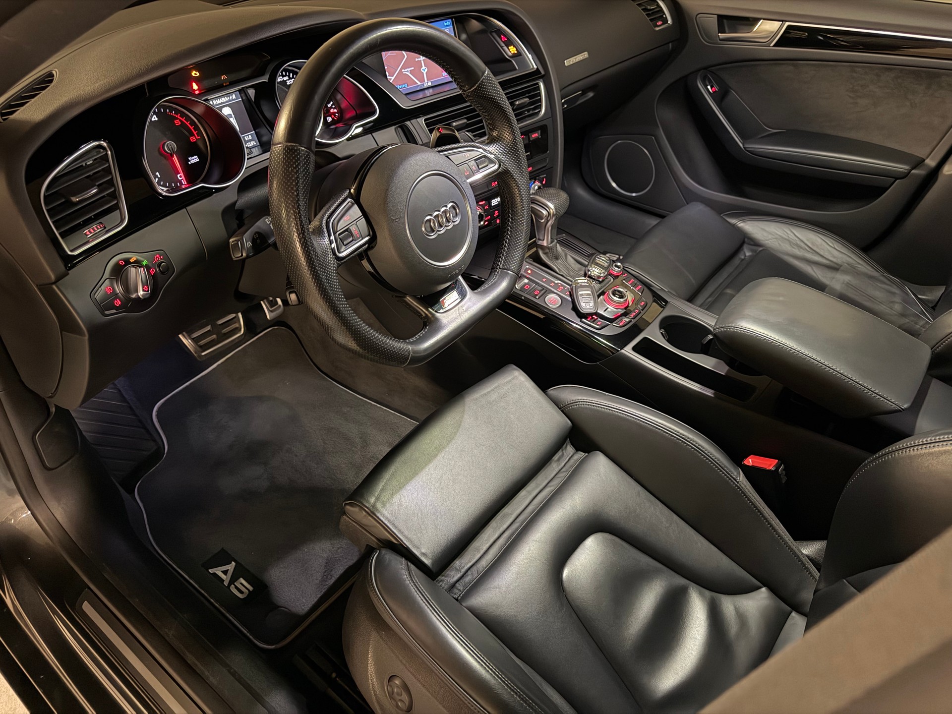 AUDI A5 Sportback 3.0 TDI clean diesel quattro S-tronic / Frisch MFK / RS5 Look / Leder / Led / Multimedia / Kamera / Toterwinkel /-image-20