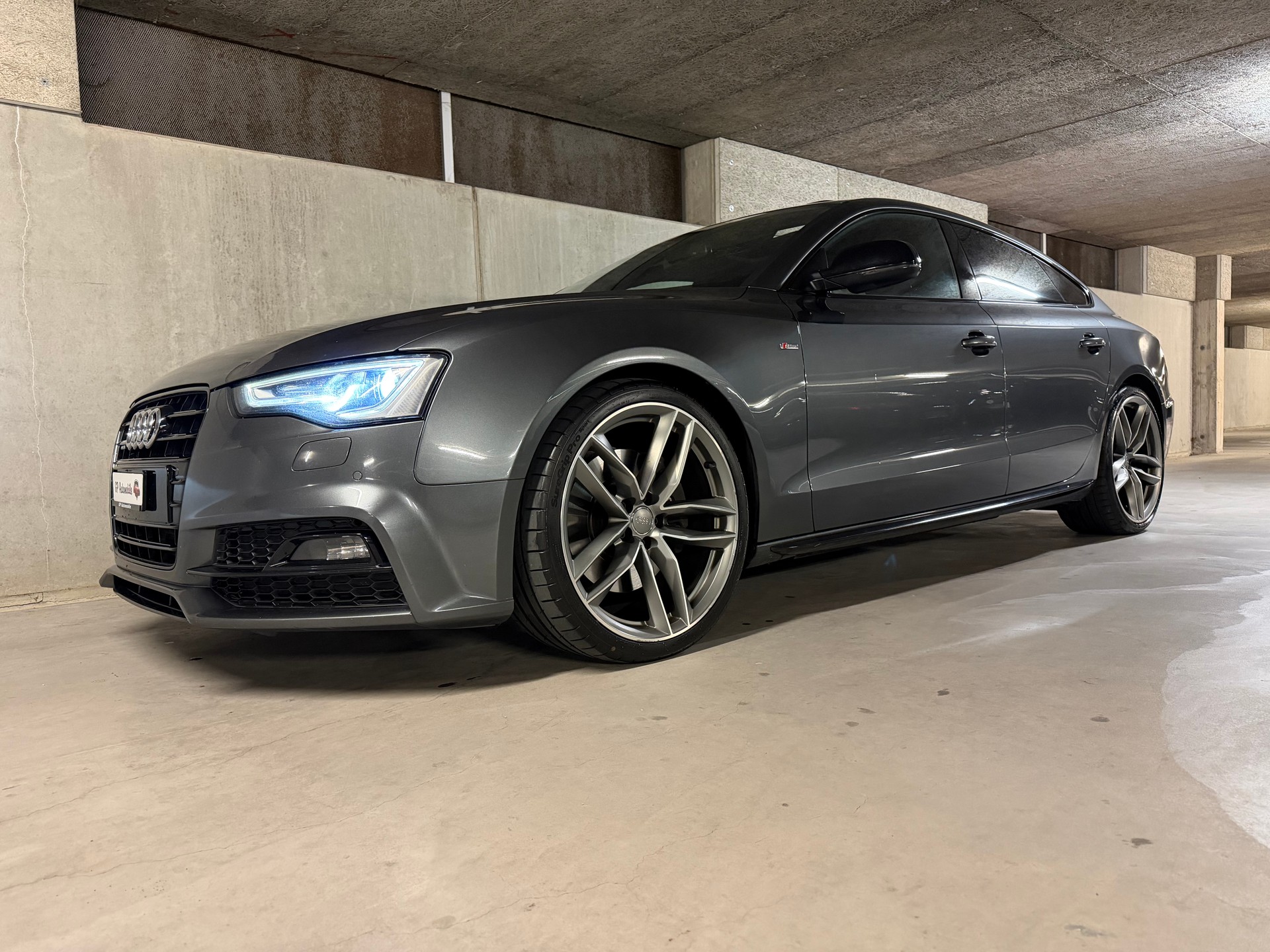AUDI A5 Sportback 3.0 TDI clean diesel quattro S-tronic / Frisch MFK / RS5 Look / Leder / Led / Multimedia / Kamera / Toterwinkel /-image-8