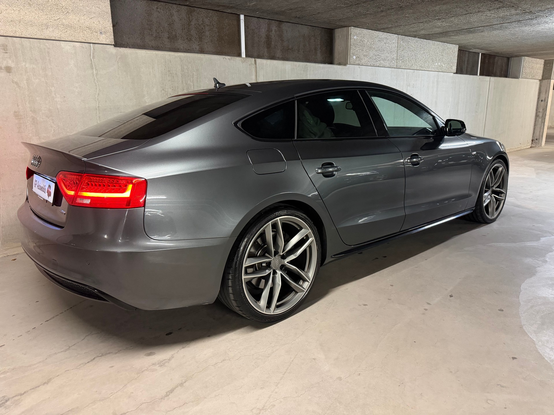 AUDI A5 Sportback 3.0 TDI clean diesel quattro S-tronic / Frisch MFK / RS5 Look / Leder / Led / Multimedia / Kamera / Toterwinkel /-image-18