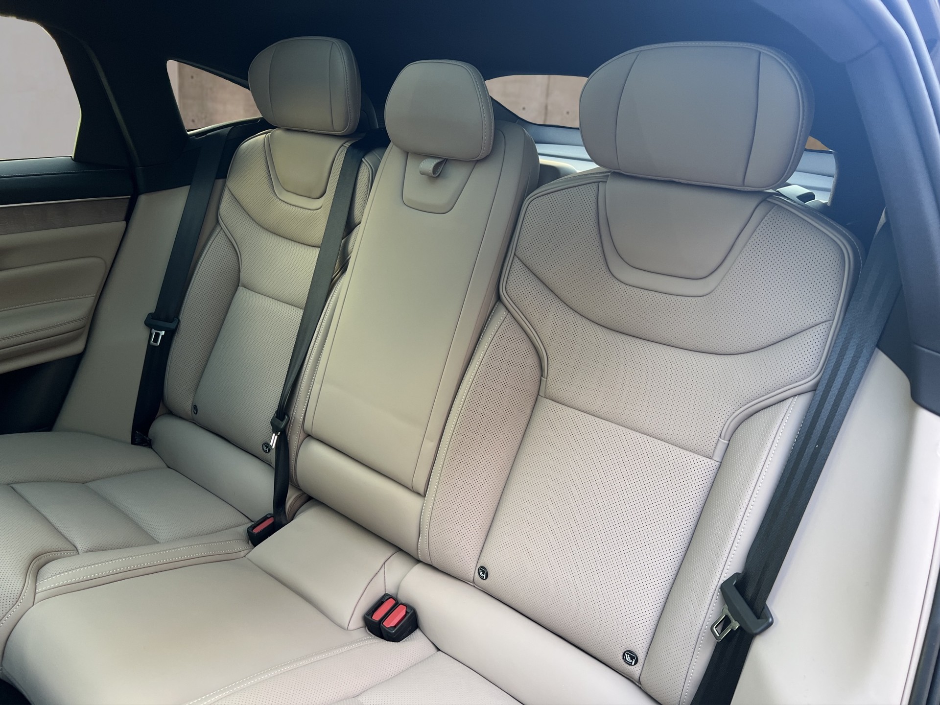 VOLVO ES90 Twin Performance Ultra AWD-image-15