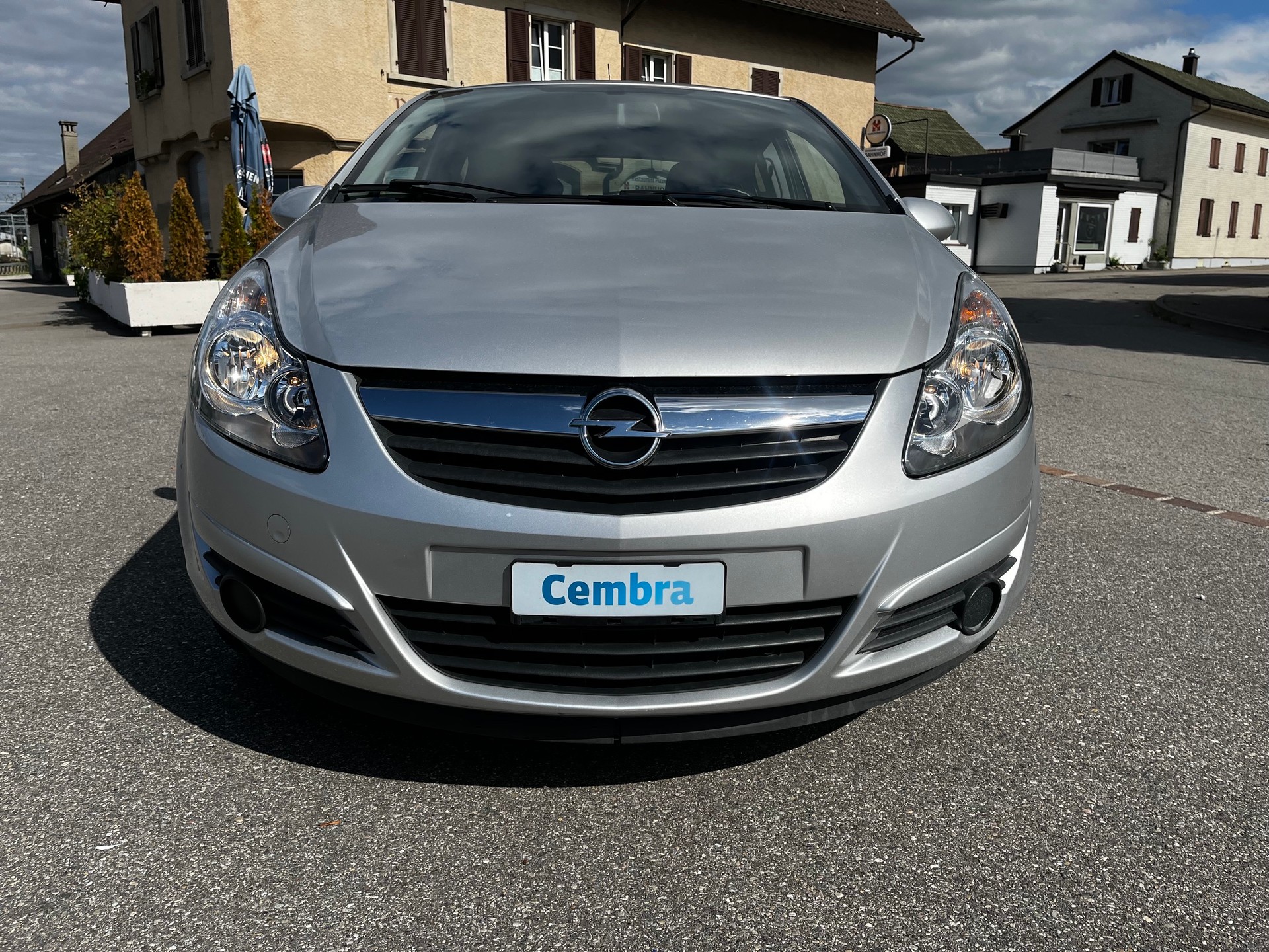 OPEL Corsa 1.4 TP Anniversary Automatic-image-2
