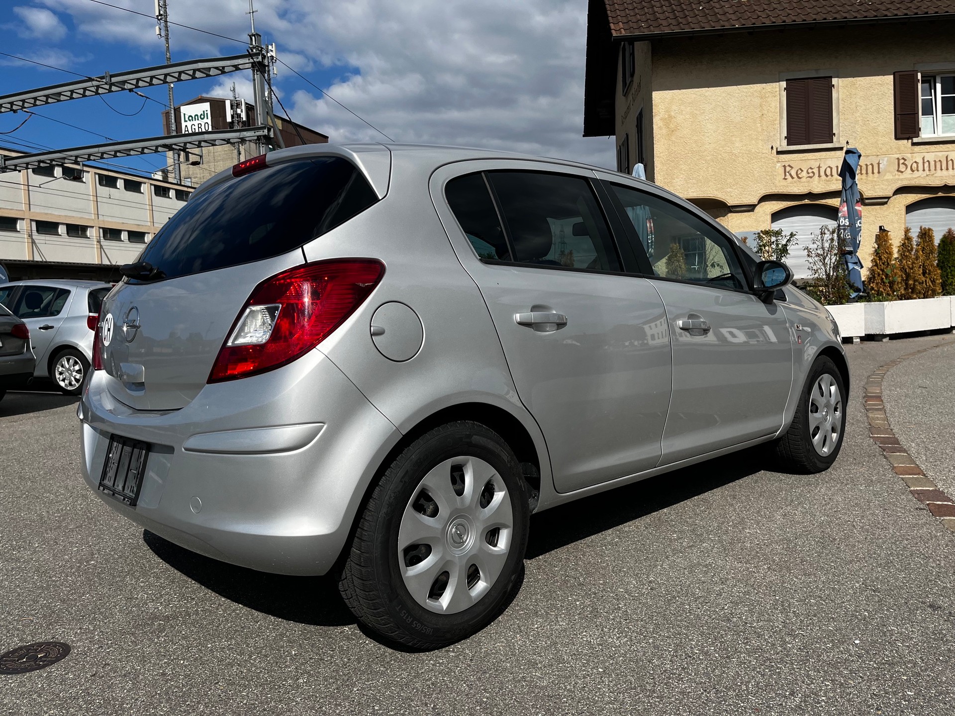 OPEL Corsa 1.4 TP Anniversary Automatic-image-6