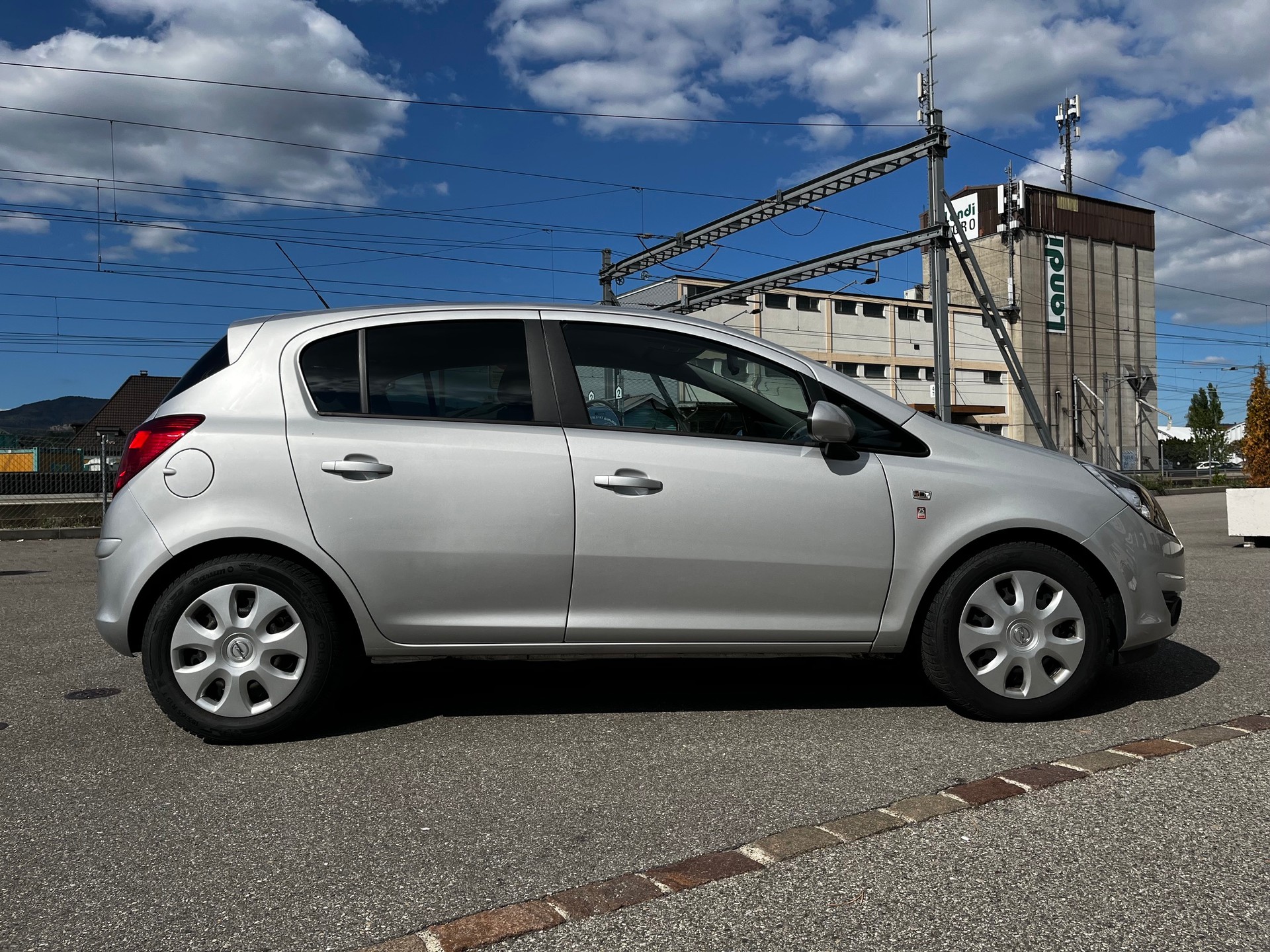 OPEL Corsa 1.4 TP Anniversary Automatic-image-5