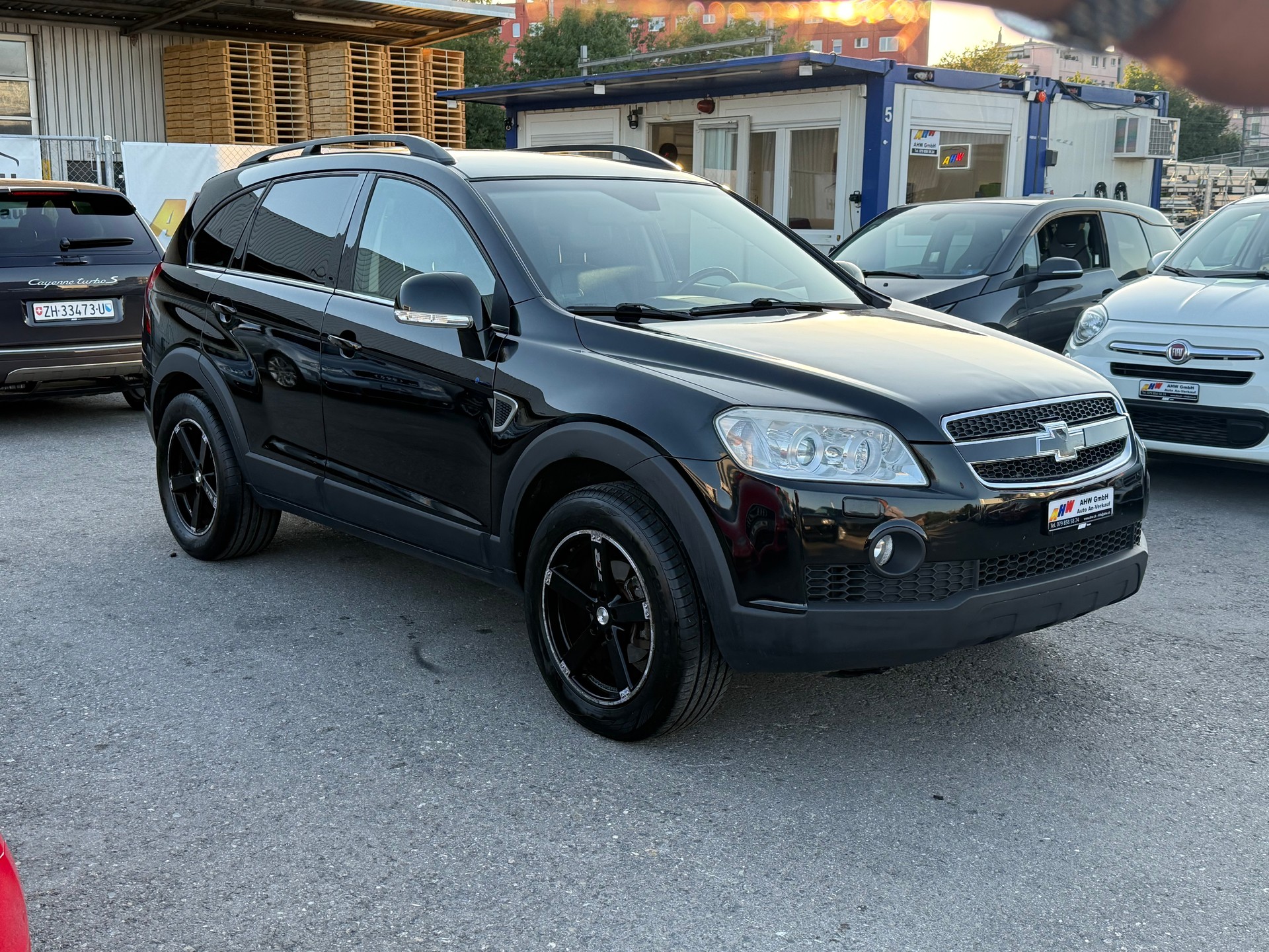 CHEVROLET Captiva 2.0 VCDi LT 4WD / Frisch ab MFK & Service / AHK 1700kg / 7 Plätzer / Leder / Sitzheizung-image-2