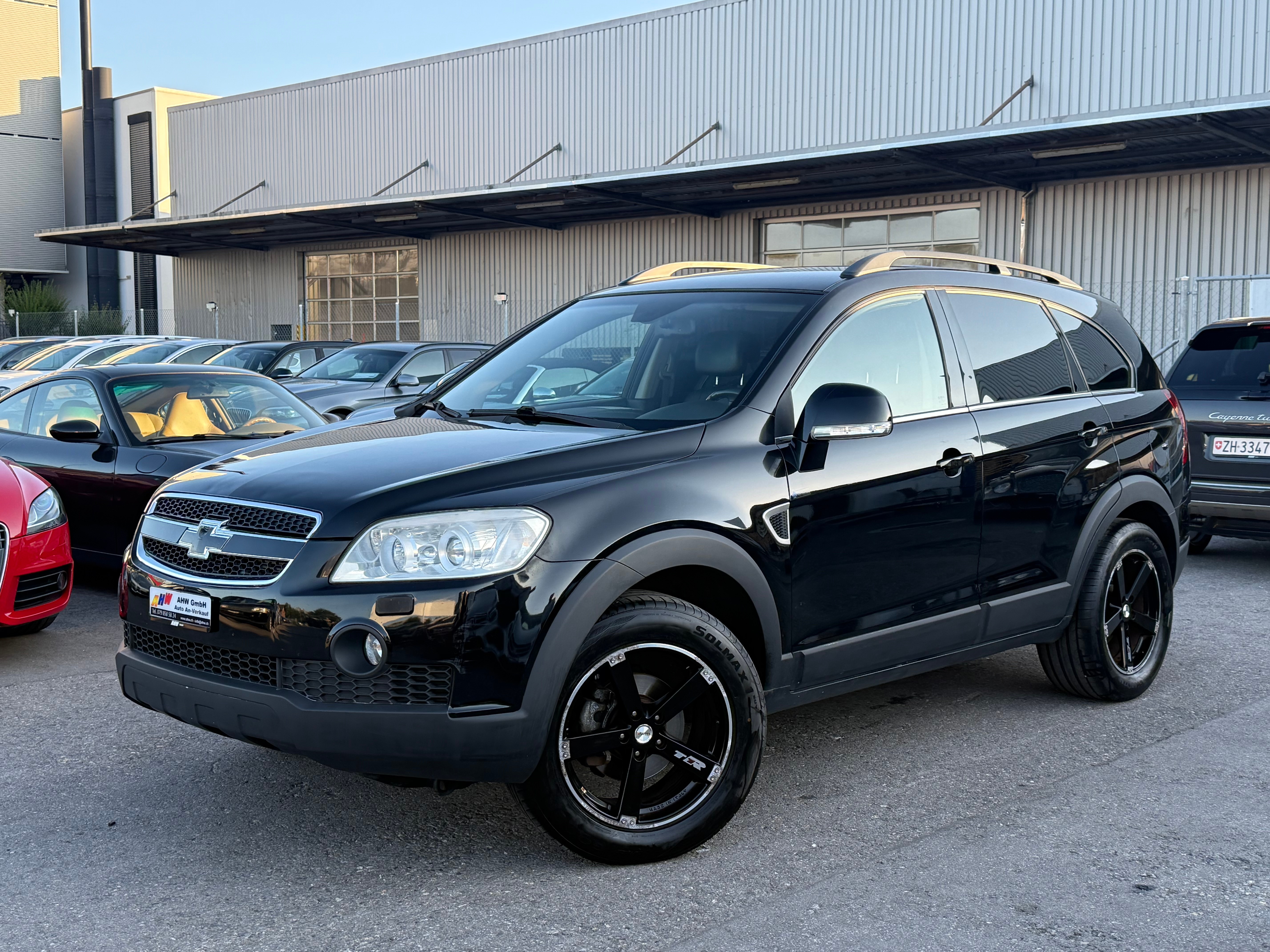 CHEVROLET Captiva 2.0 VCDi LT 4WD / Frisch ab MFK & Service / AHK 1700kg / 7 Plätzer / Leder / Sitzheizung — slika 1
