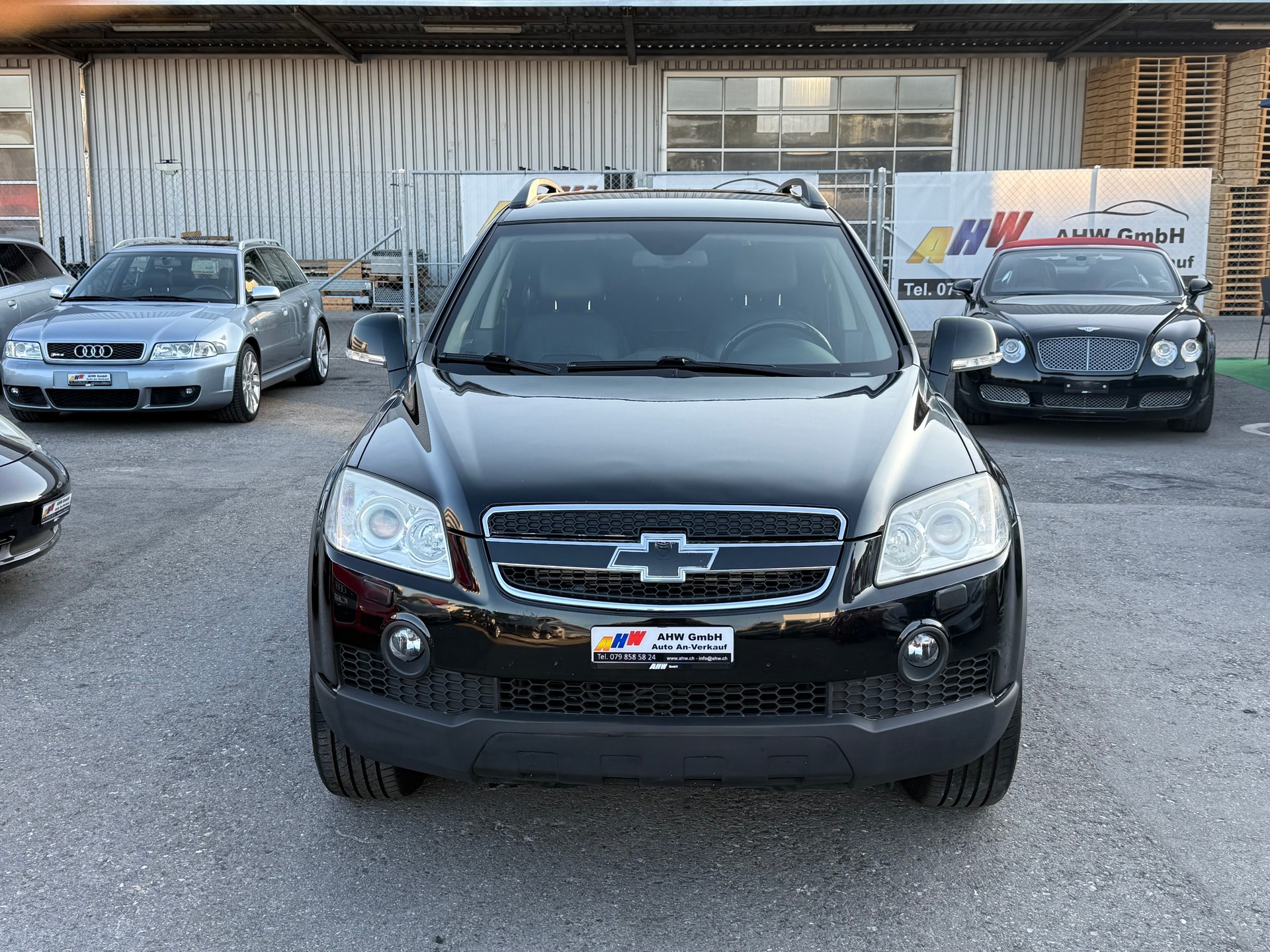 CHEVROLET Captiva 2.0 VCDi LT 4WD / Frisch ab MFK & Service / AHK 1700kg / 7 Plätzer / Leder / Sitzheizung-image-1
