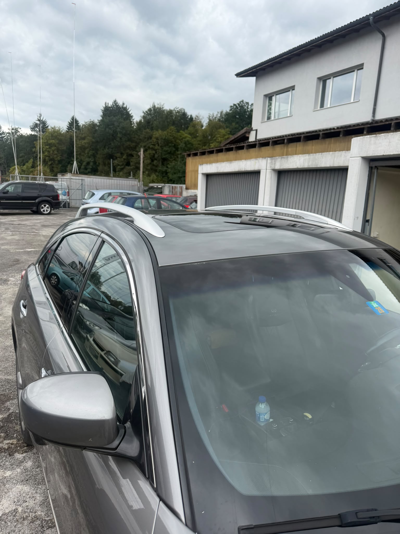 INFINITI FX30d GT AWD Automatic-image-5