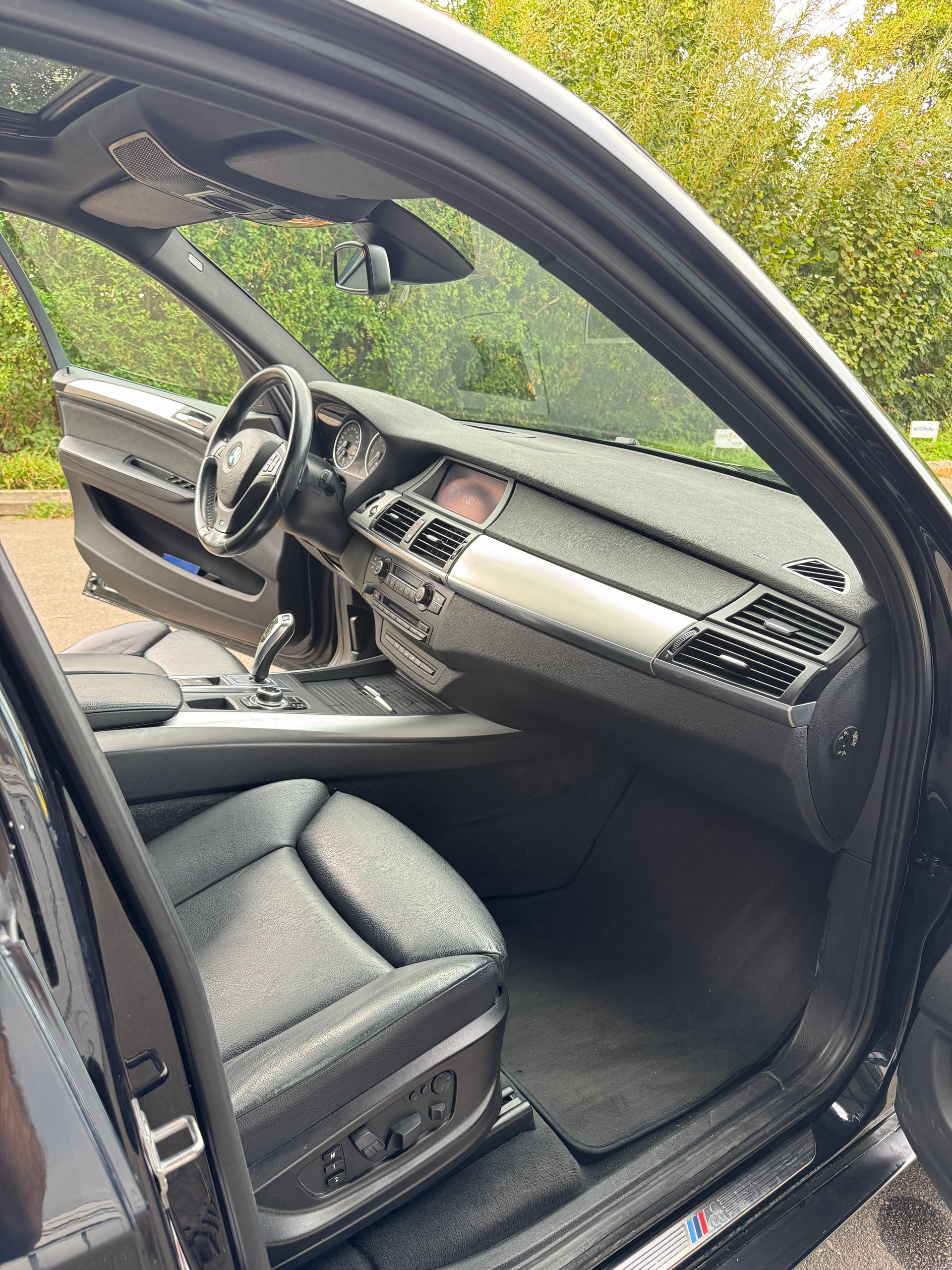 BMW 40d xDrive-image-4
