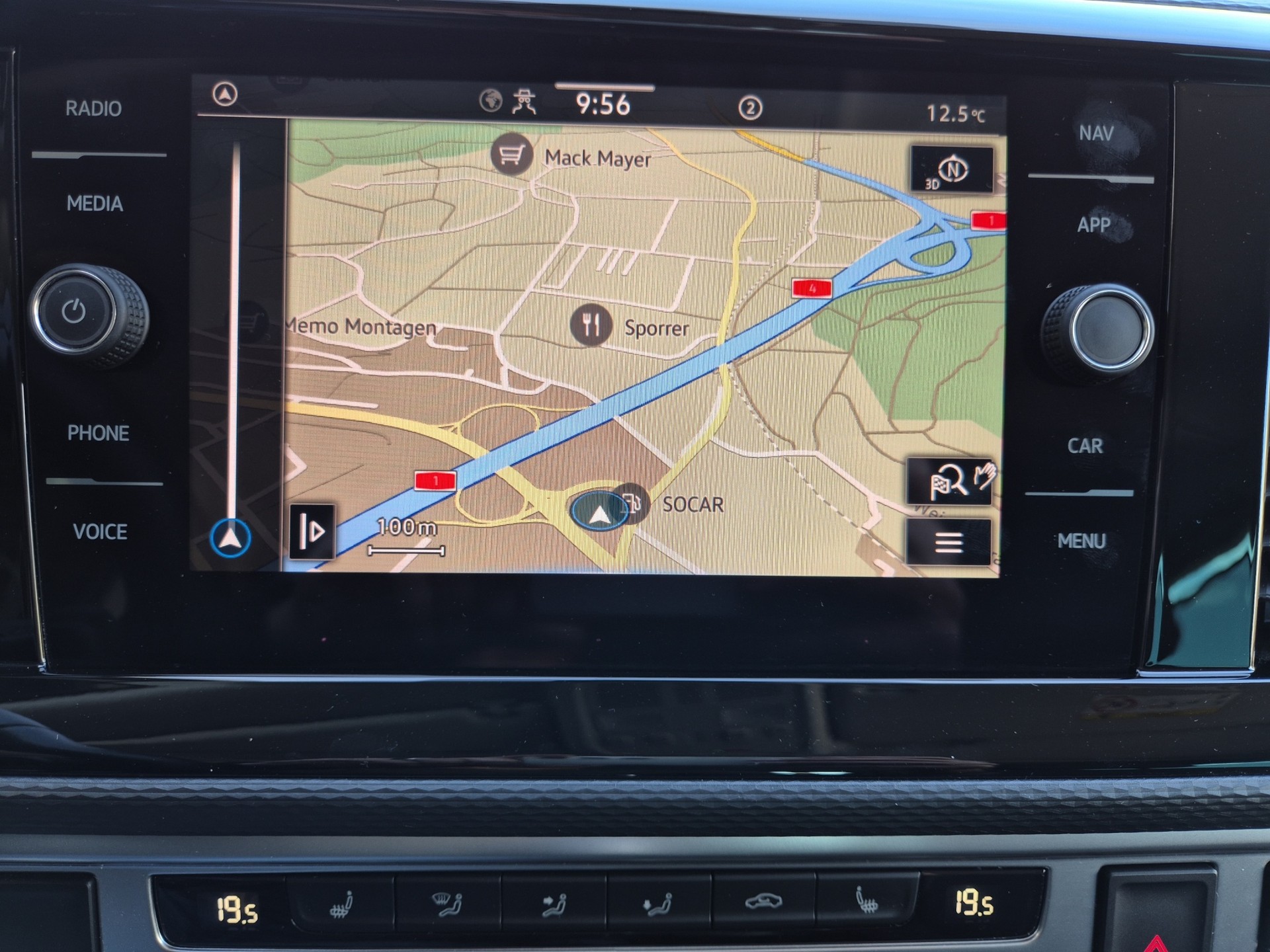 VW T6.1 Multivan 2.0 Bi-TDI Comfortline 4Motion DSG-image-22