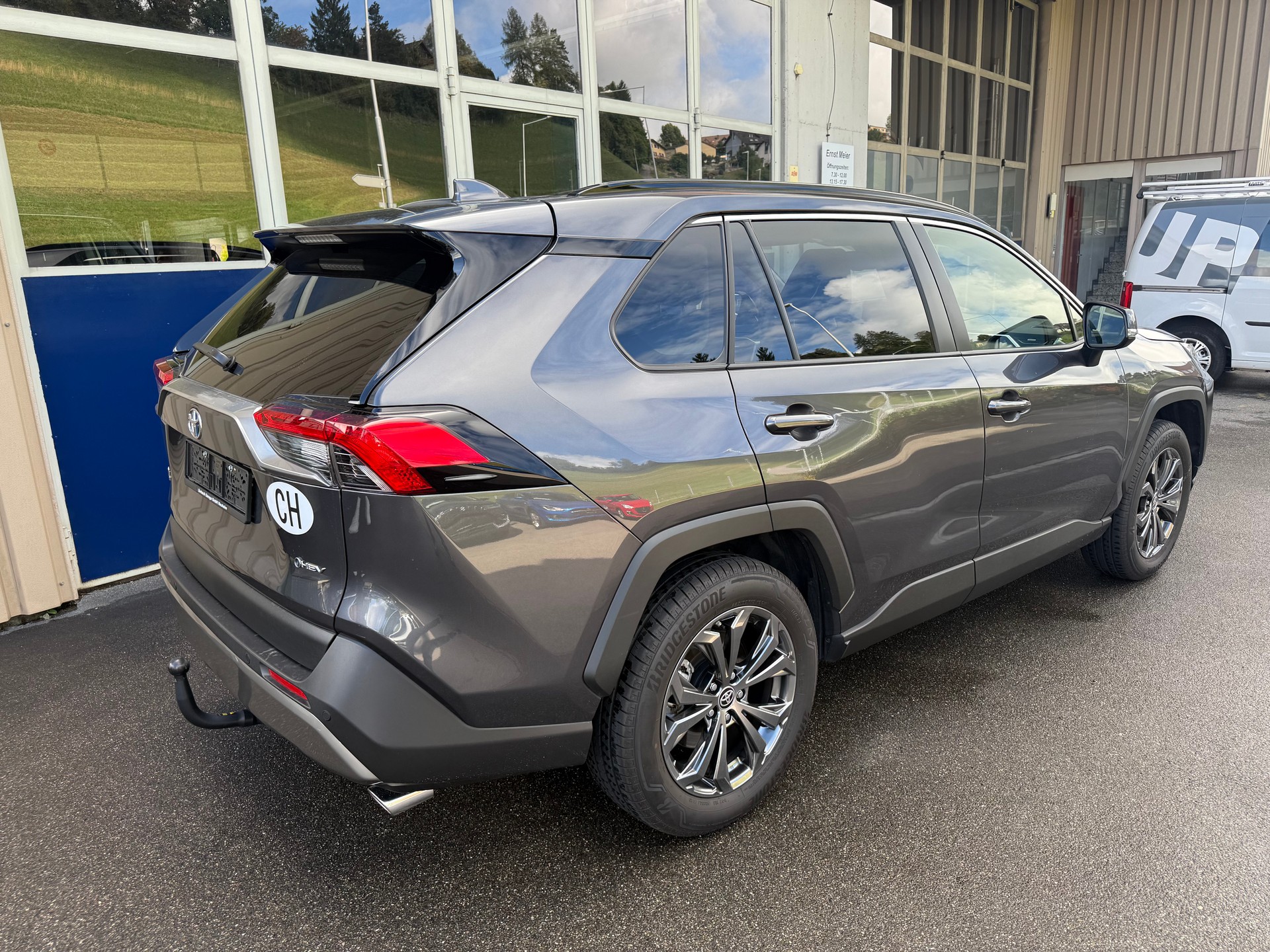 TOYOTA RAV-4 2.5 HSD Trend e-CVT 4WD-image-4