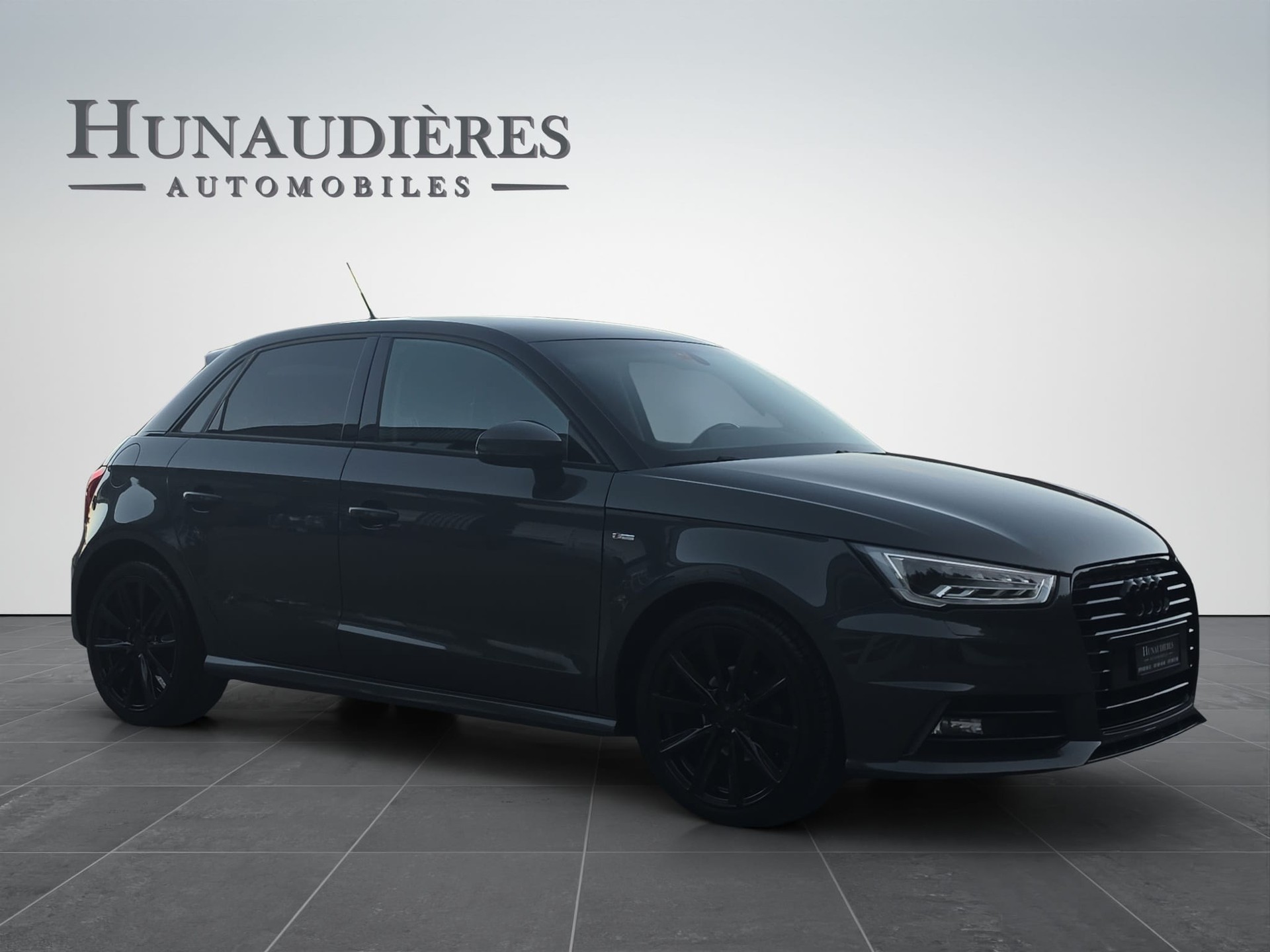 AUDI A1 Sportback 1.0 TFSI Design S-tronic-image-1
