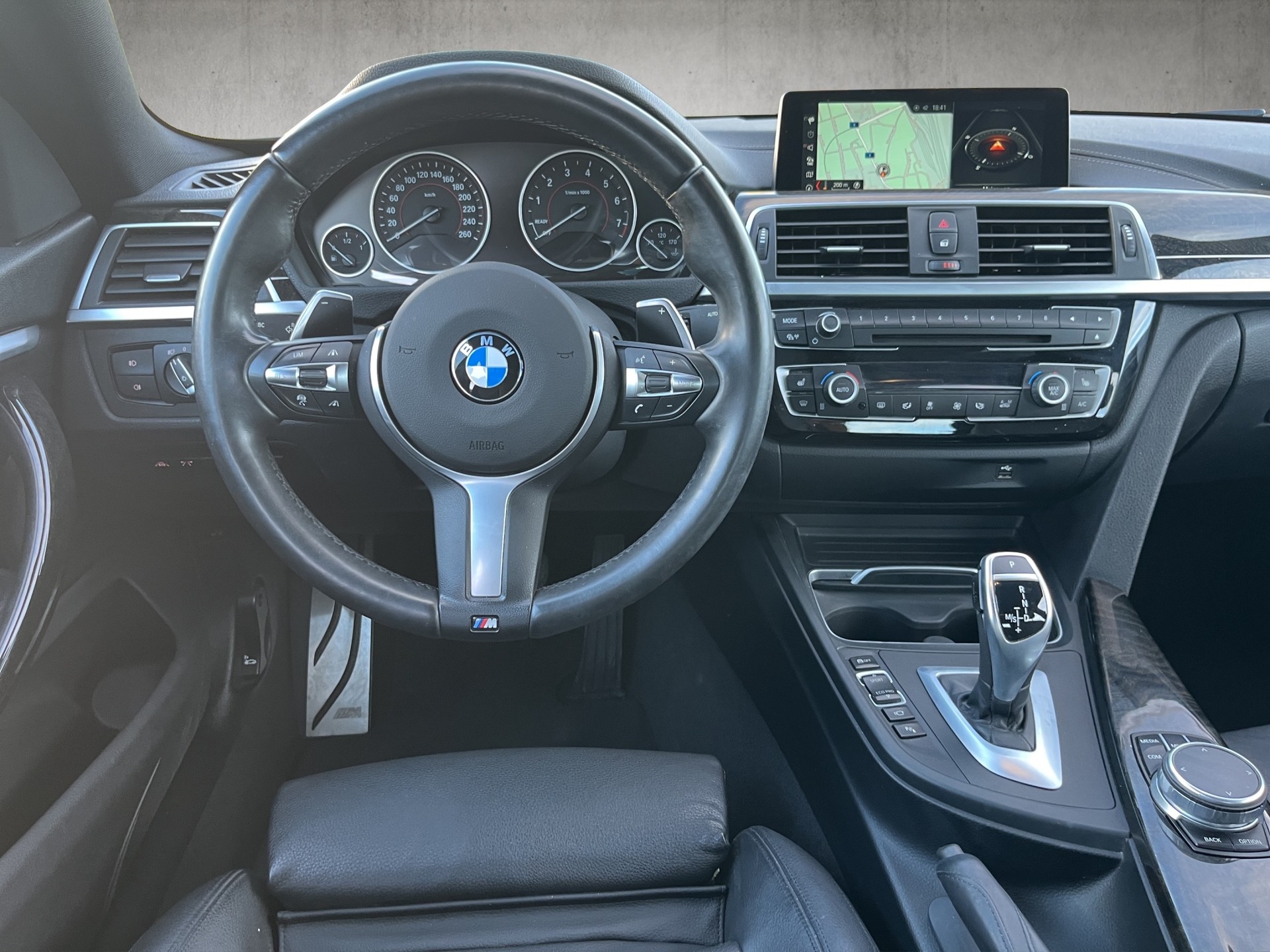 BMW 430i Gran Coupé xDrive M Sport Steptronic-image-12