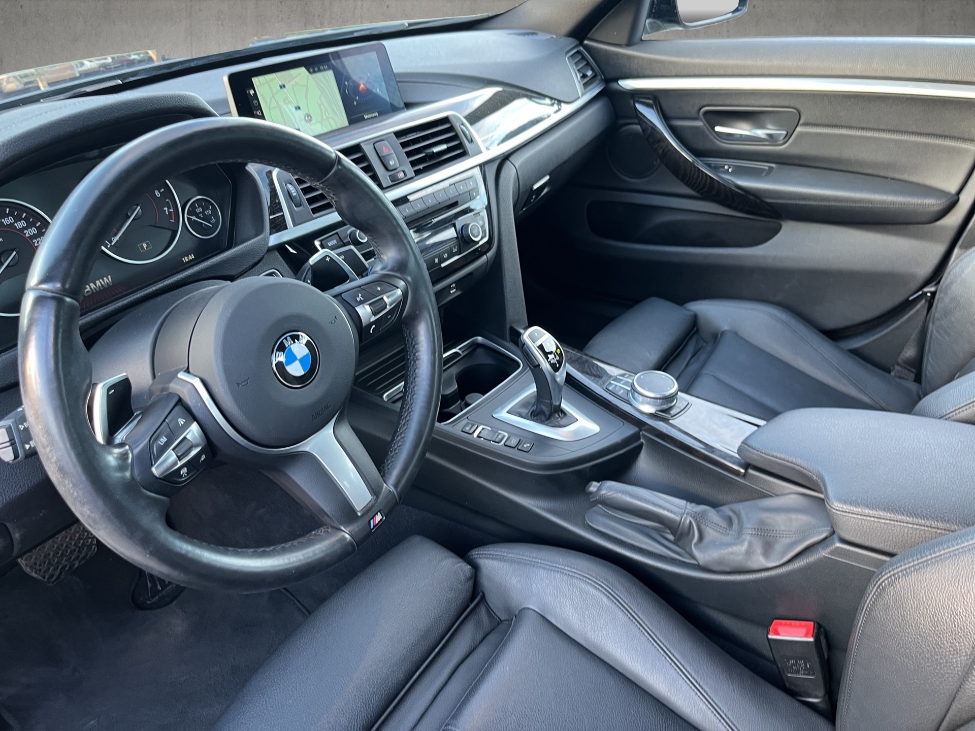 BMW 430i Gran Coupé xDrive M Sport Steptronic-image-8