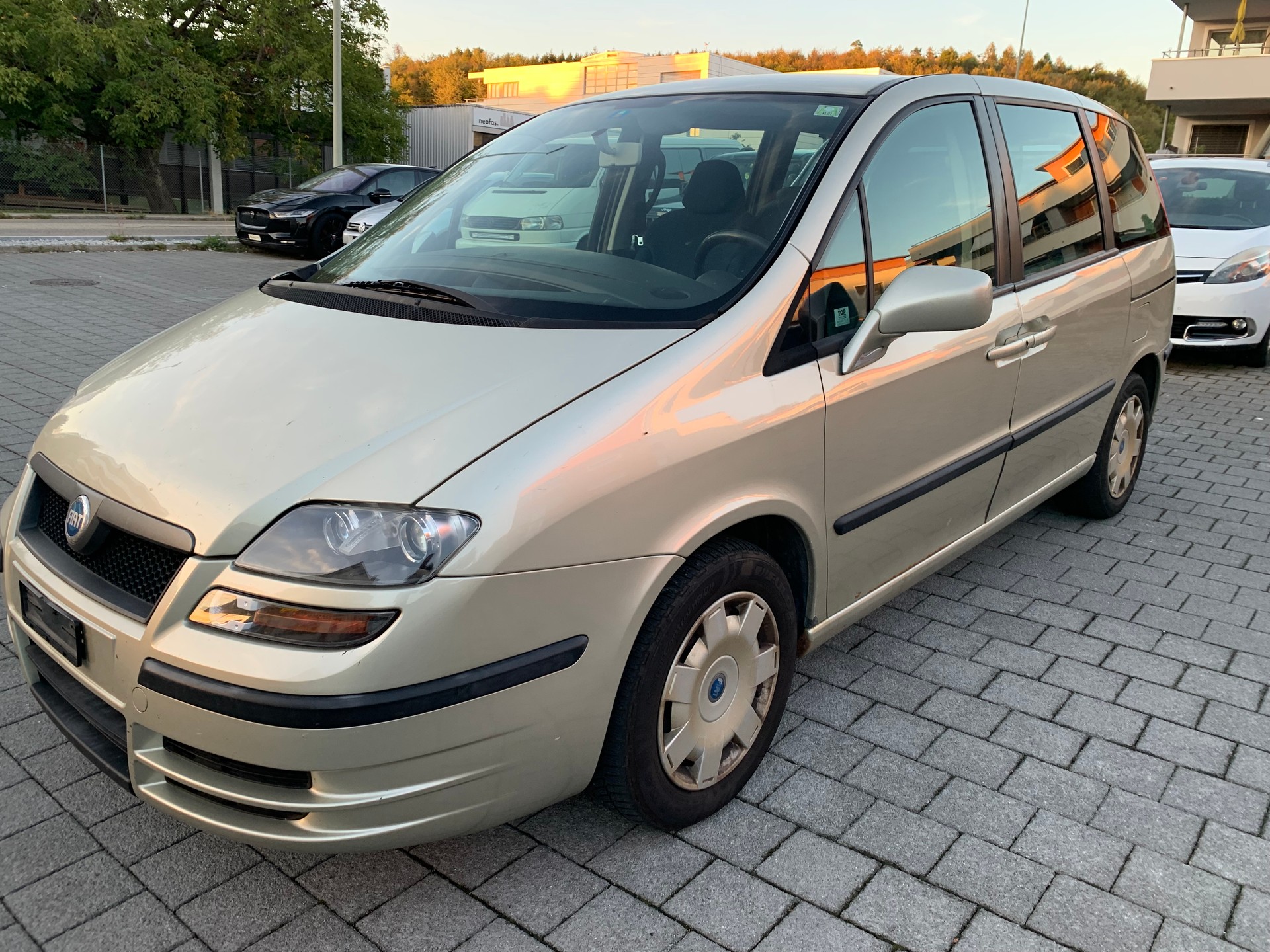 FIAT Ulysse 2.0 16V JTD Swiss Edition-image-0