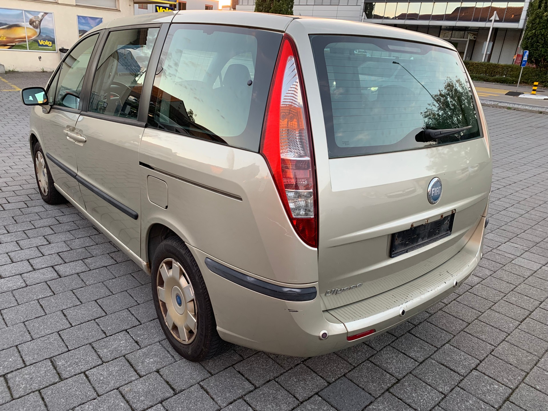 FIAT Ulysse 2.0 16V JTD Swiss Edition-image-3