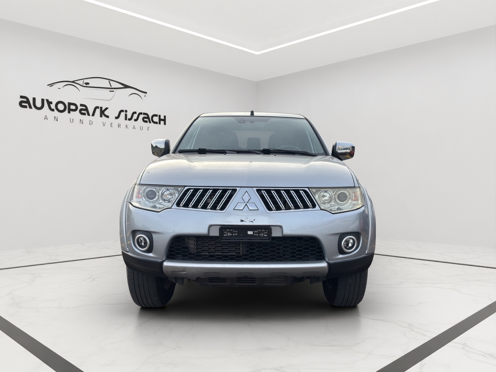 MITSUBISHI L 200 2.5 DID HP Jubilé 35 Double Cab A-image-1