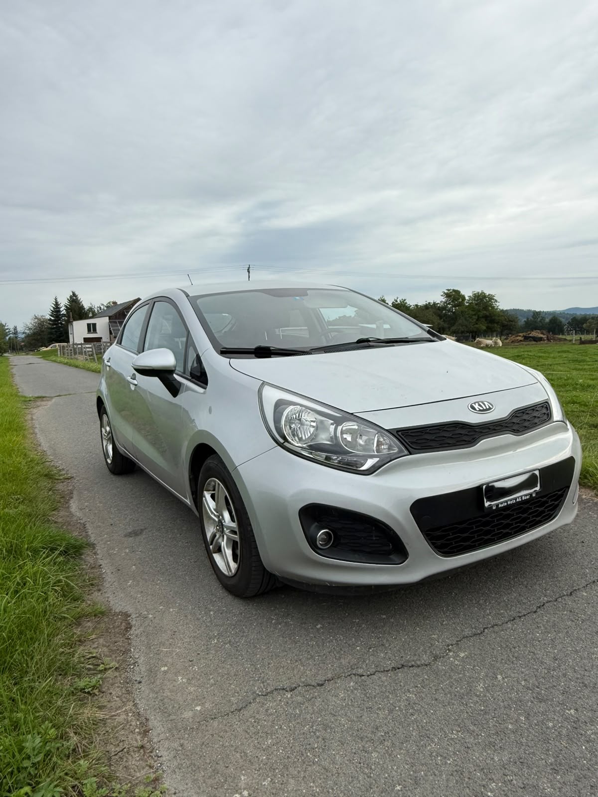KIA Rio 1.4 CVVT Style Automatic-image-4