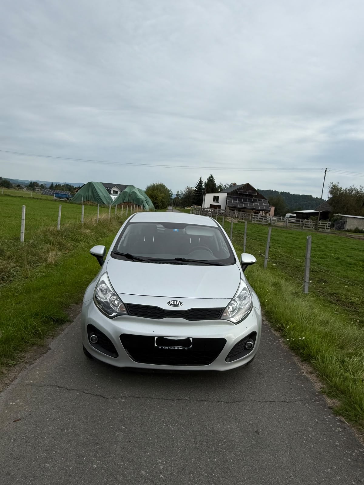 KIA Rio 1.4 CVVT Style Automatic-image-3