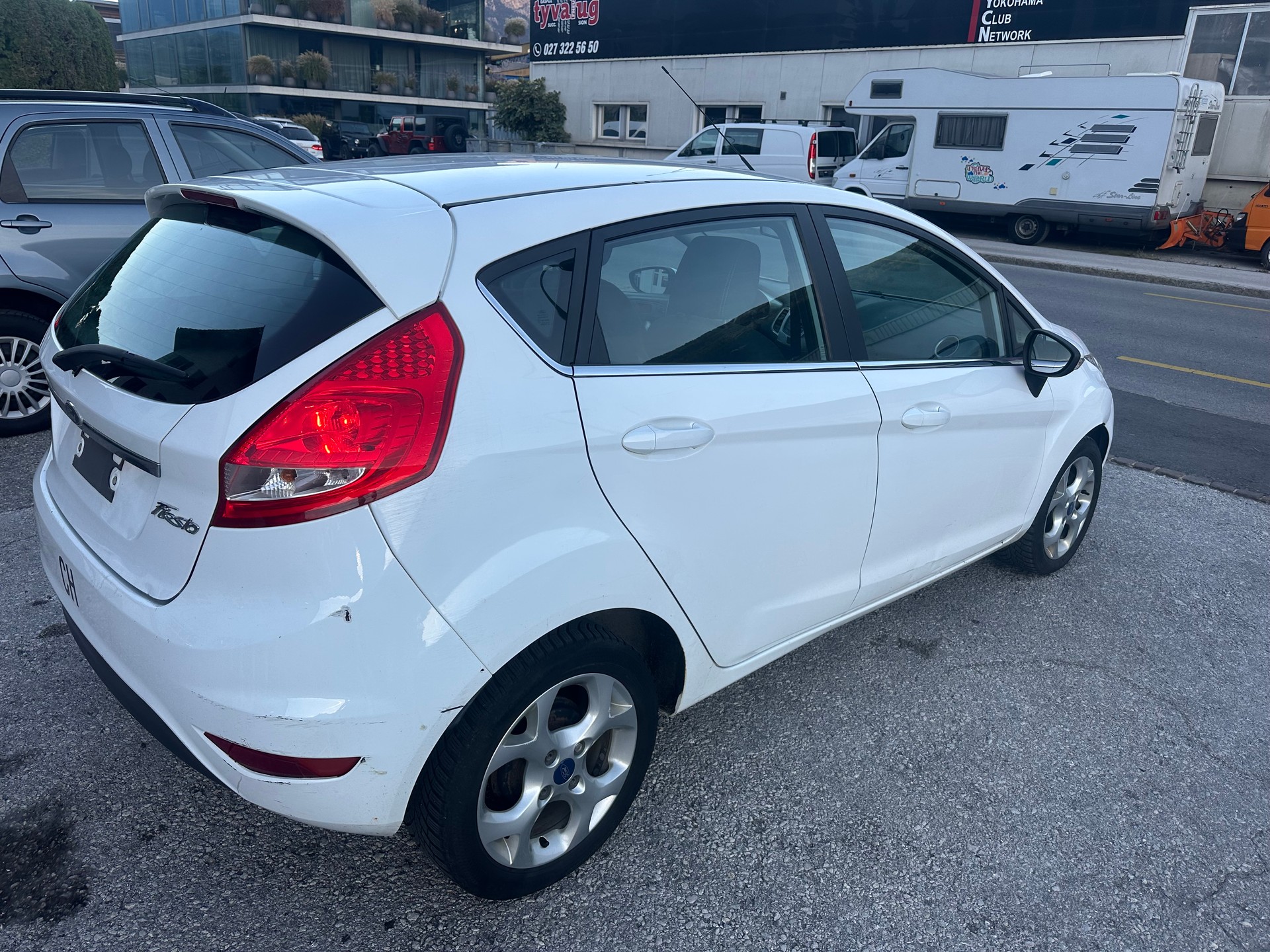 FORD Fiesta 1.4 16V Trend+-image-3